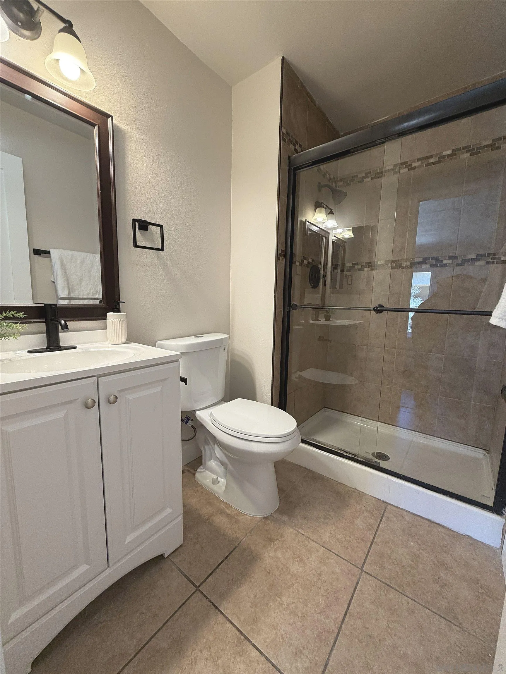 4235 Asher Unit 43