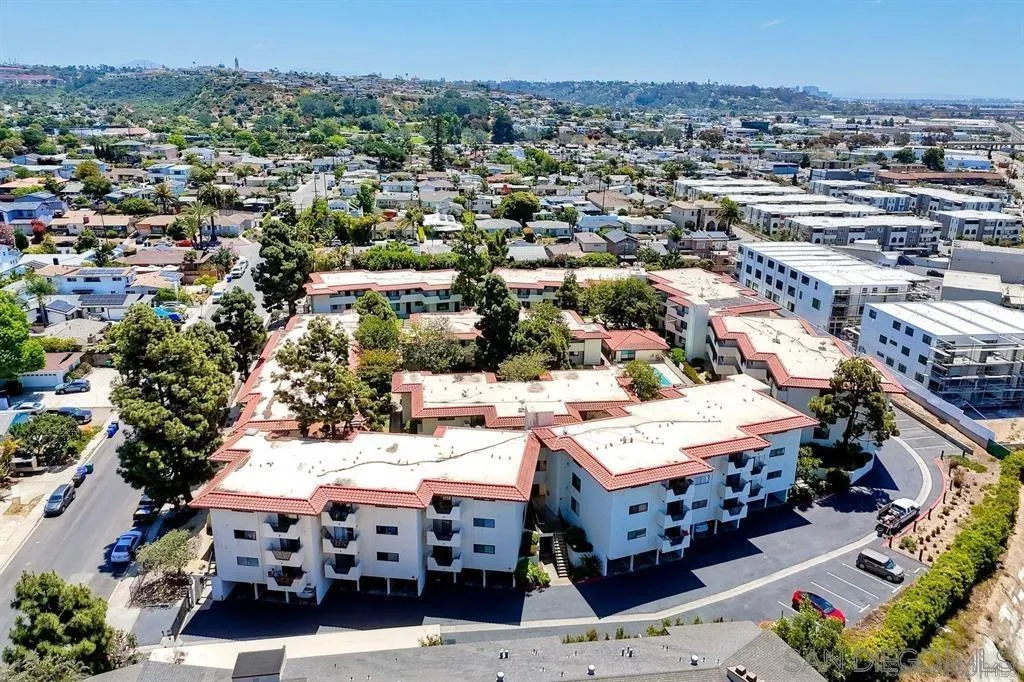 4235 Asher Unit 43