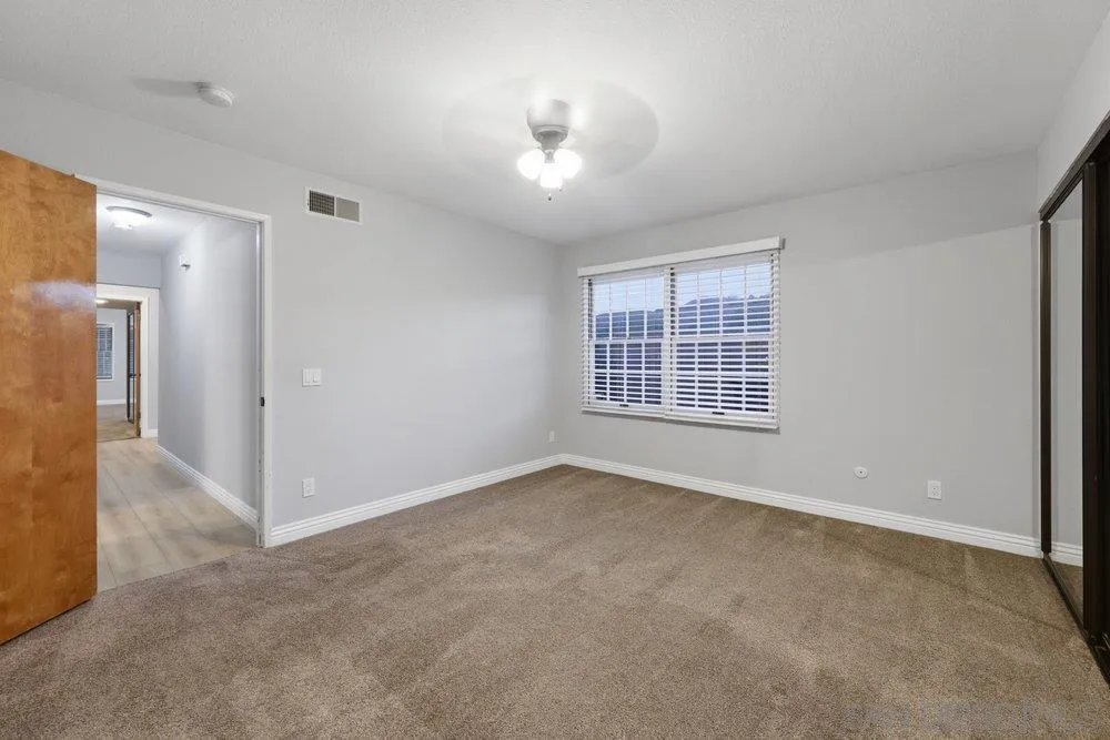 8635 Circle R Valley