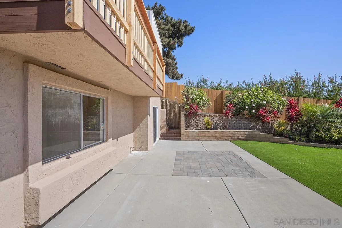 2702 Bay Canyon Ct