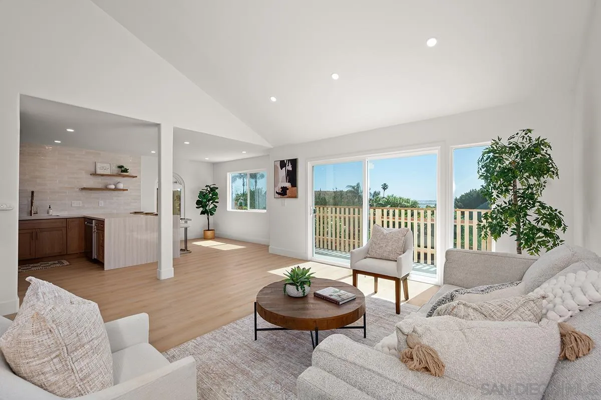 2702 Bay Canyon Ct