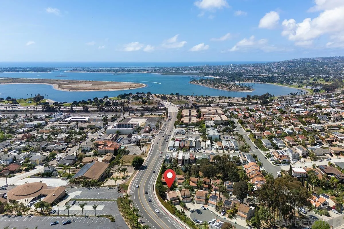 2702 Bay Canyon Ct
