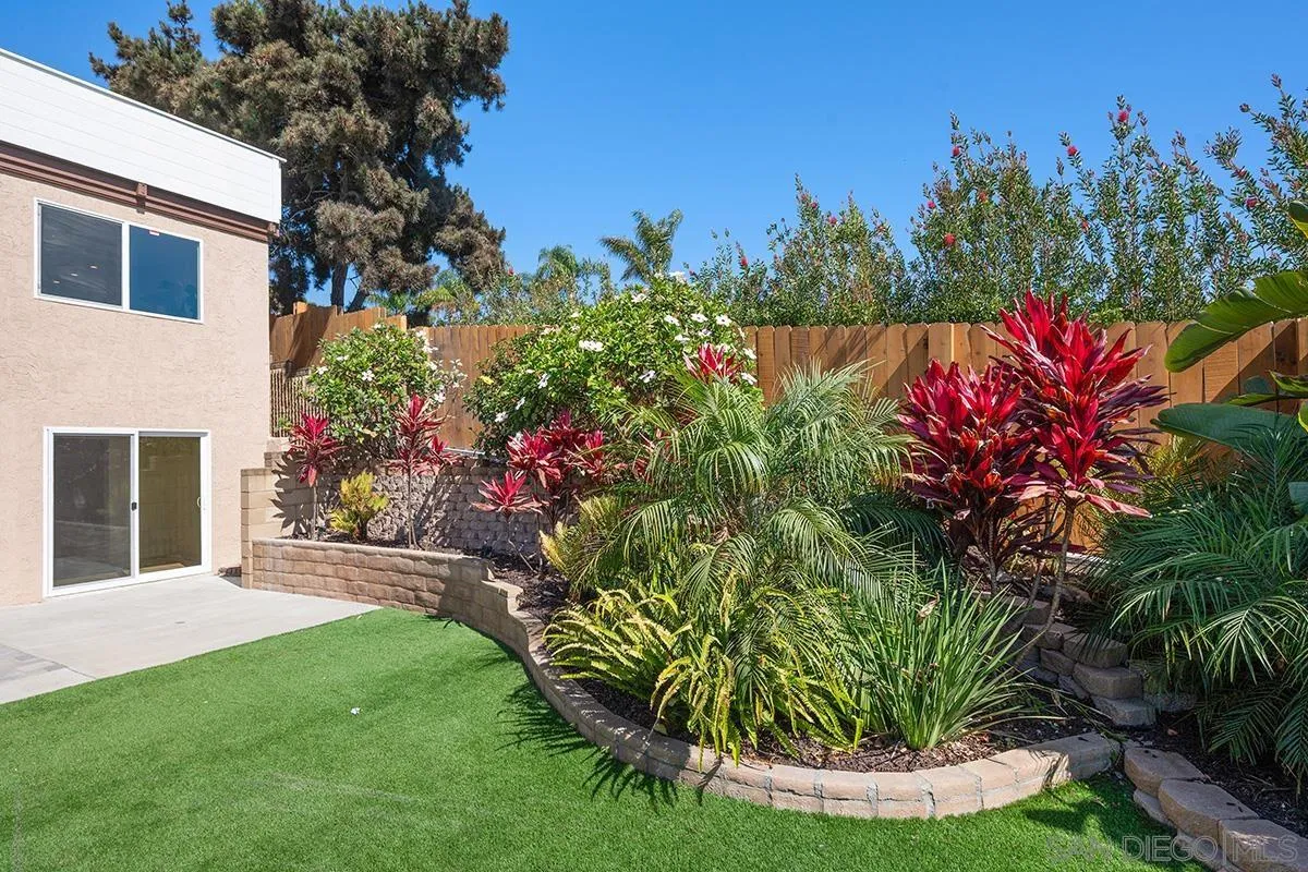 2702 Bay Canyon Ct