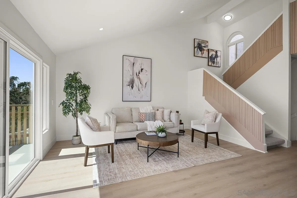 2702 Bay Canyon Ct