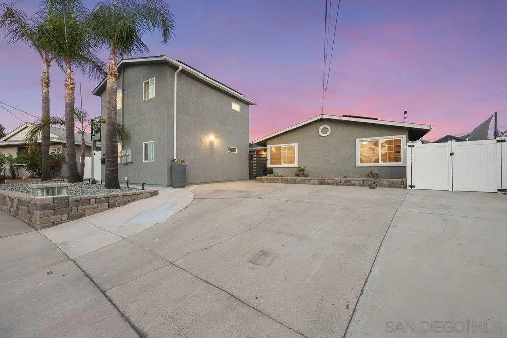 6217 Boulder Lake