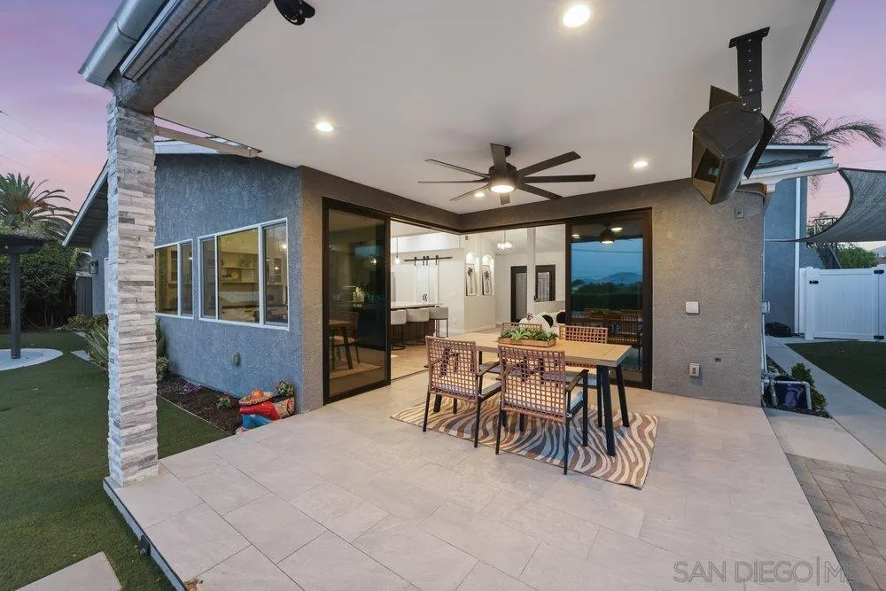 6217 Boulder Lake