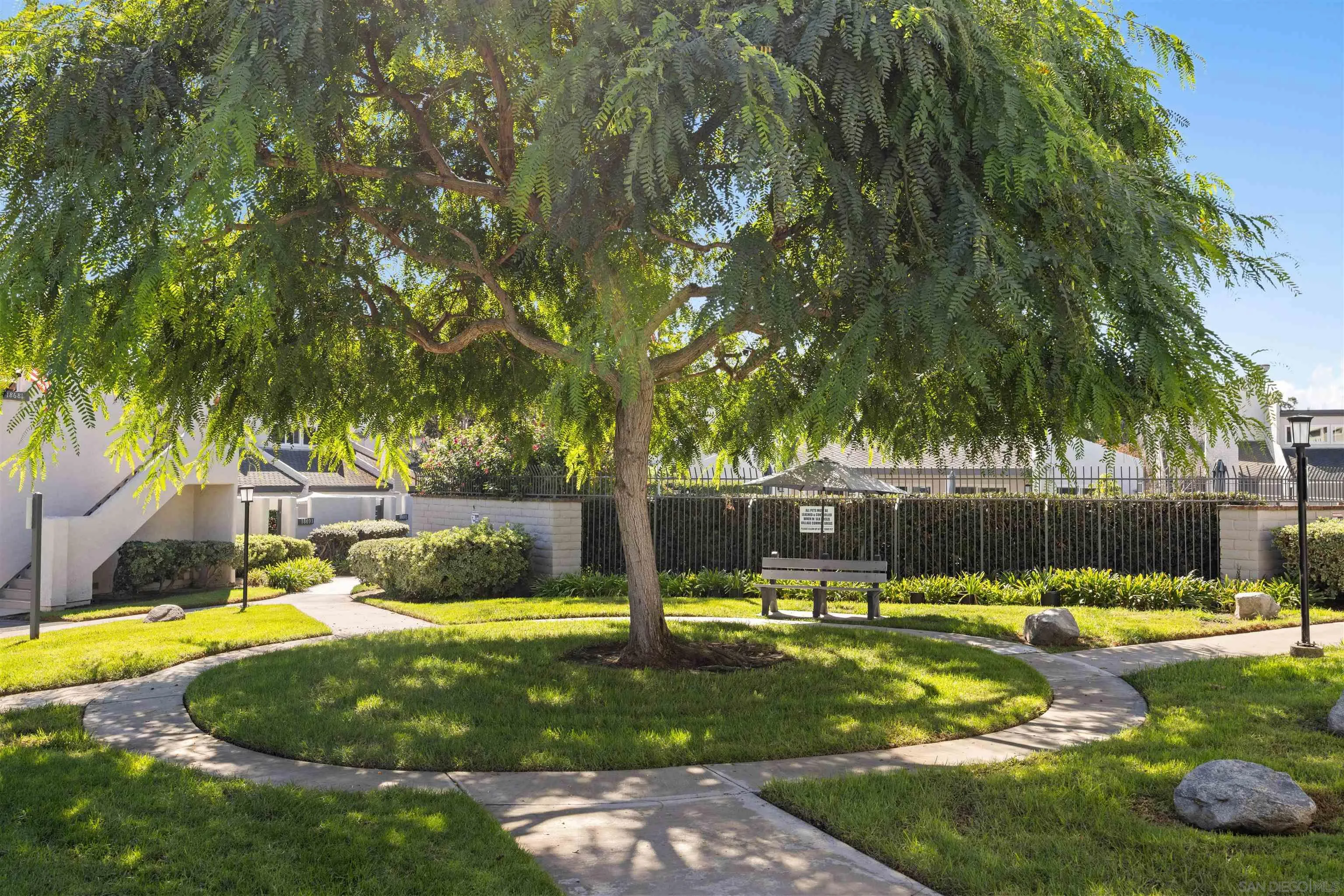18664 Applewood Unit 76