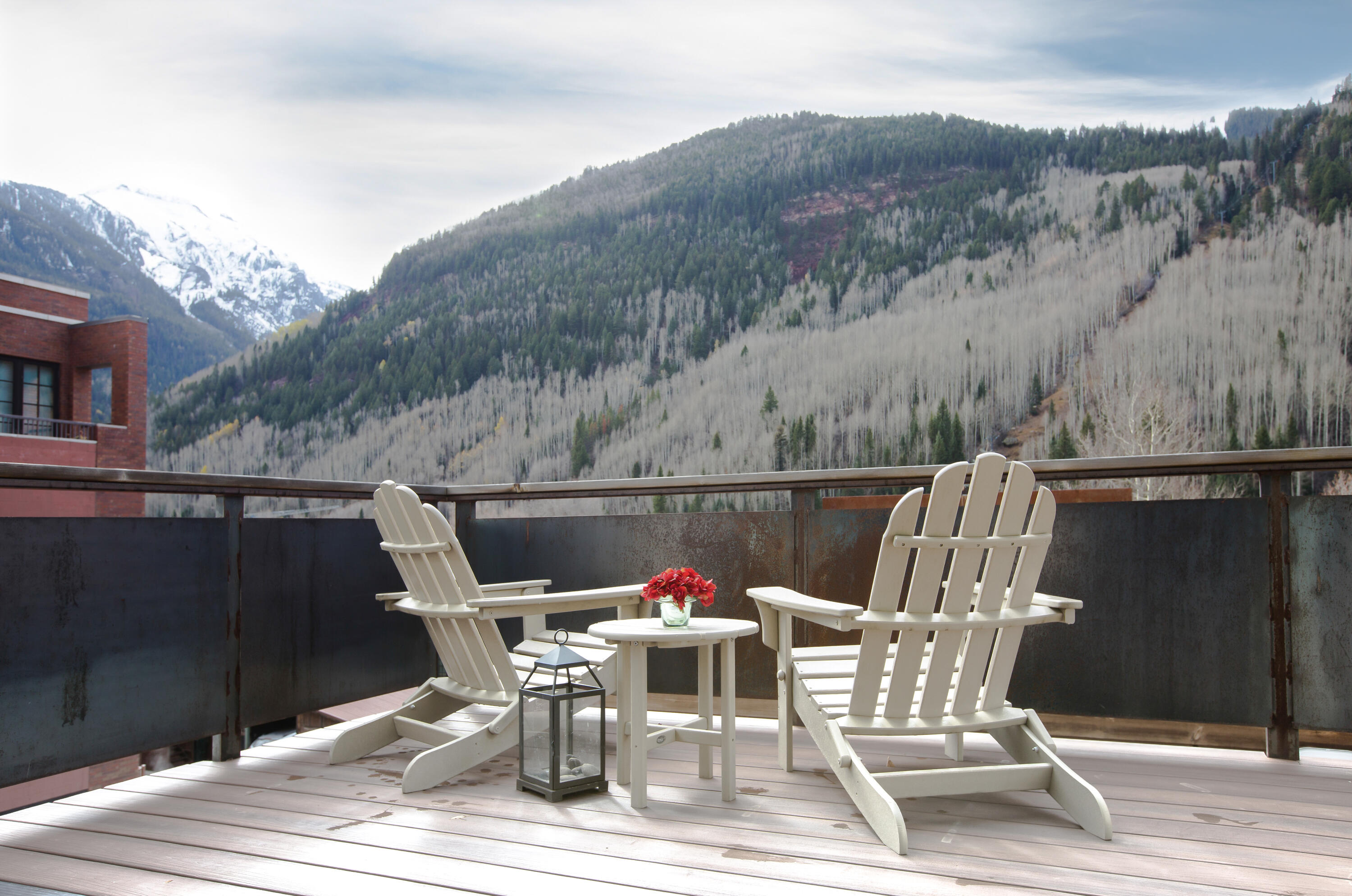 394 W Colorado Avenue