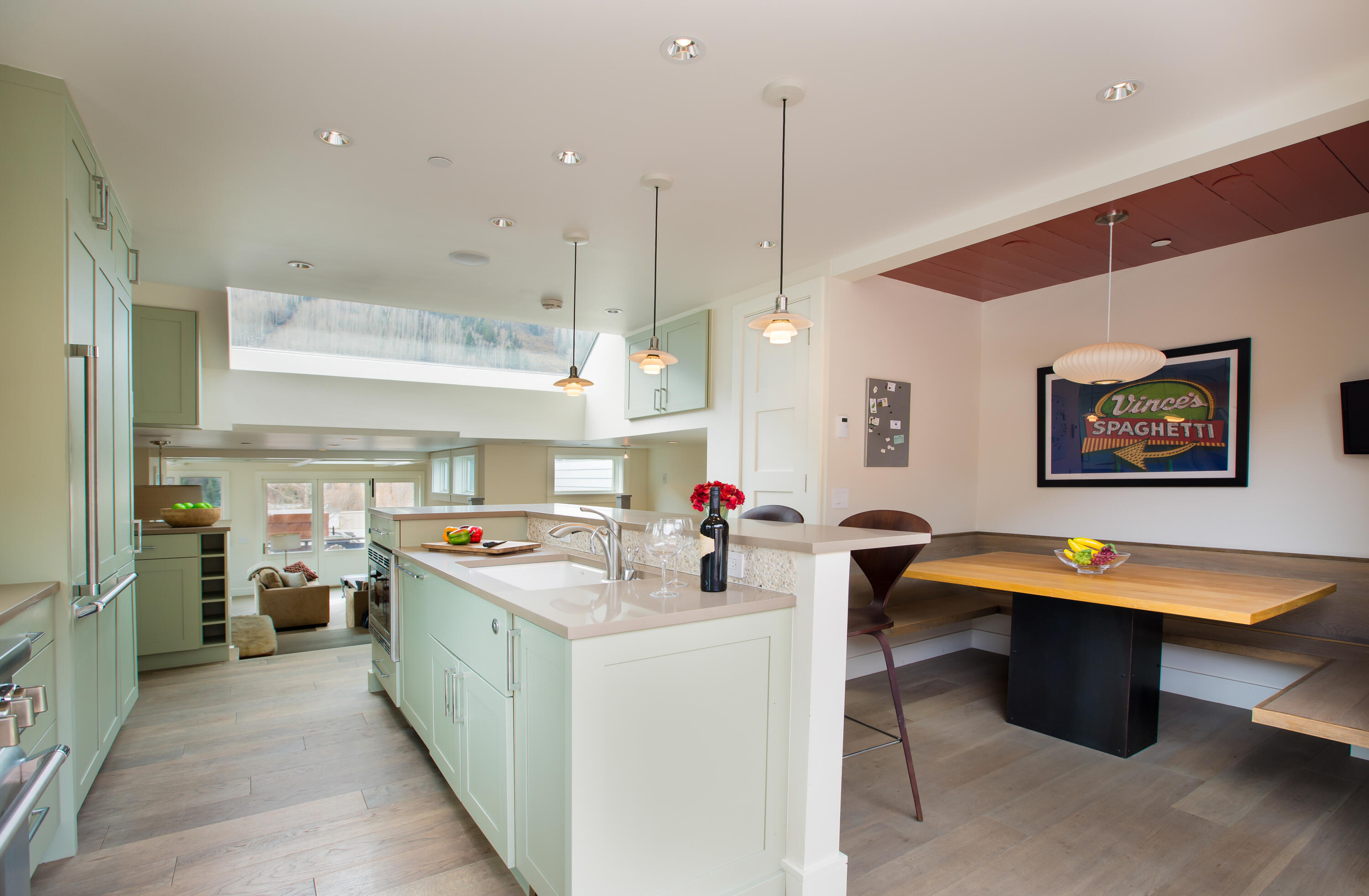 394 W Colorado Avenue