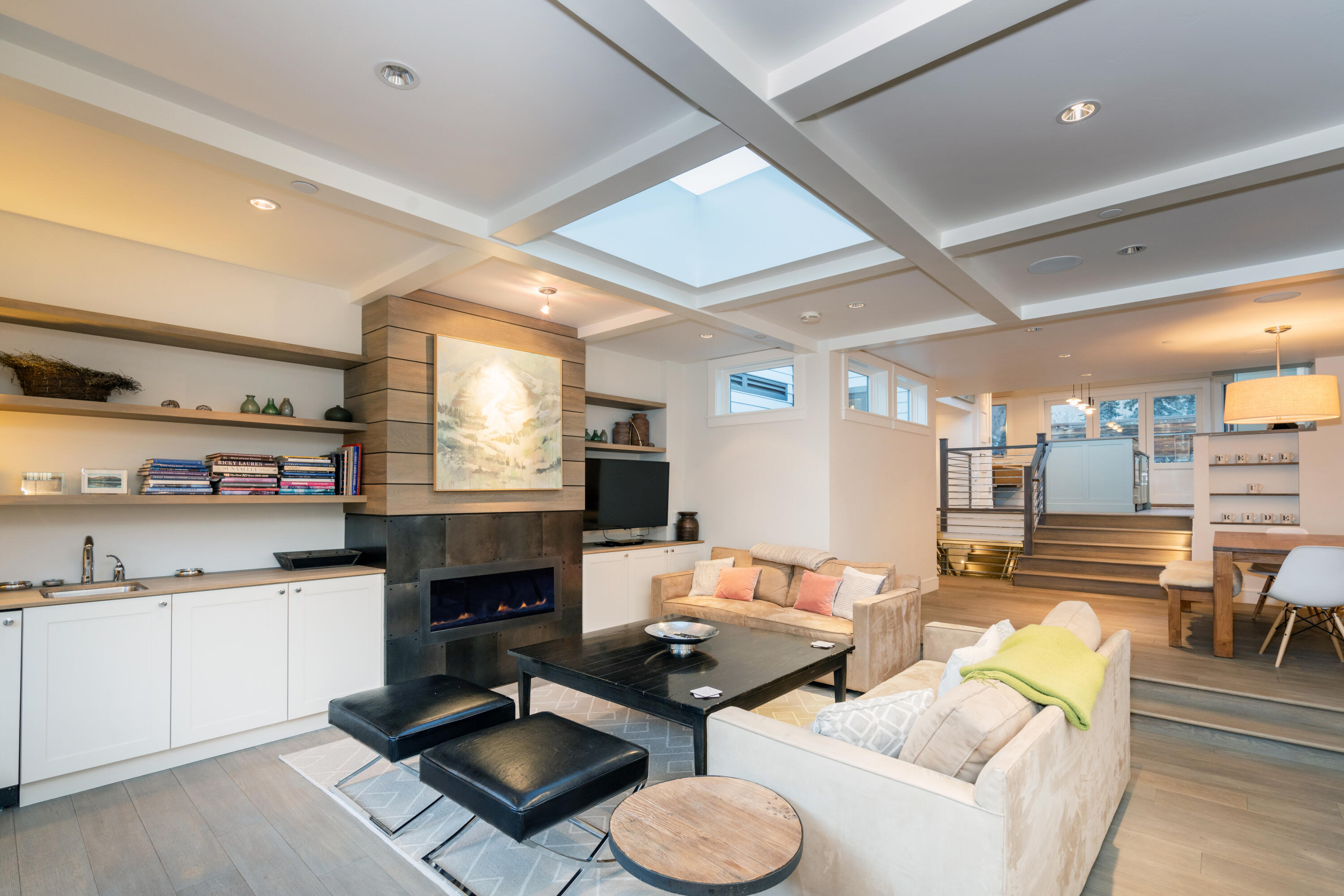 394 W Colorado Avenue