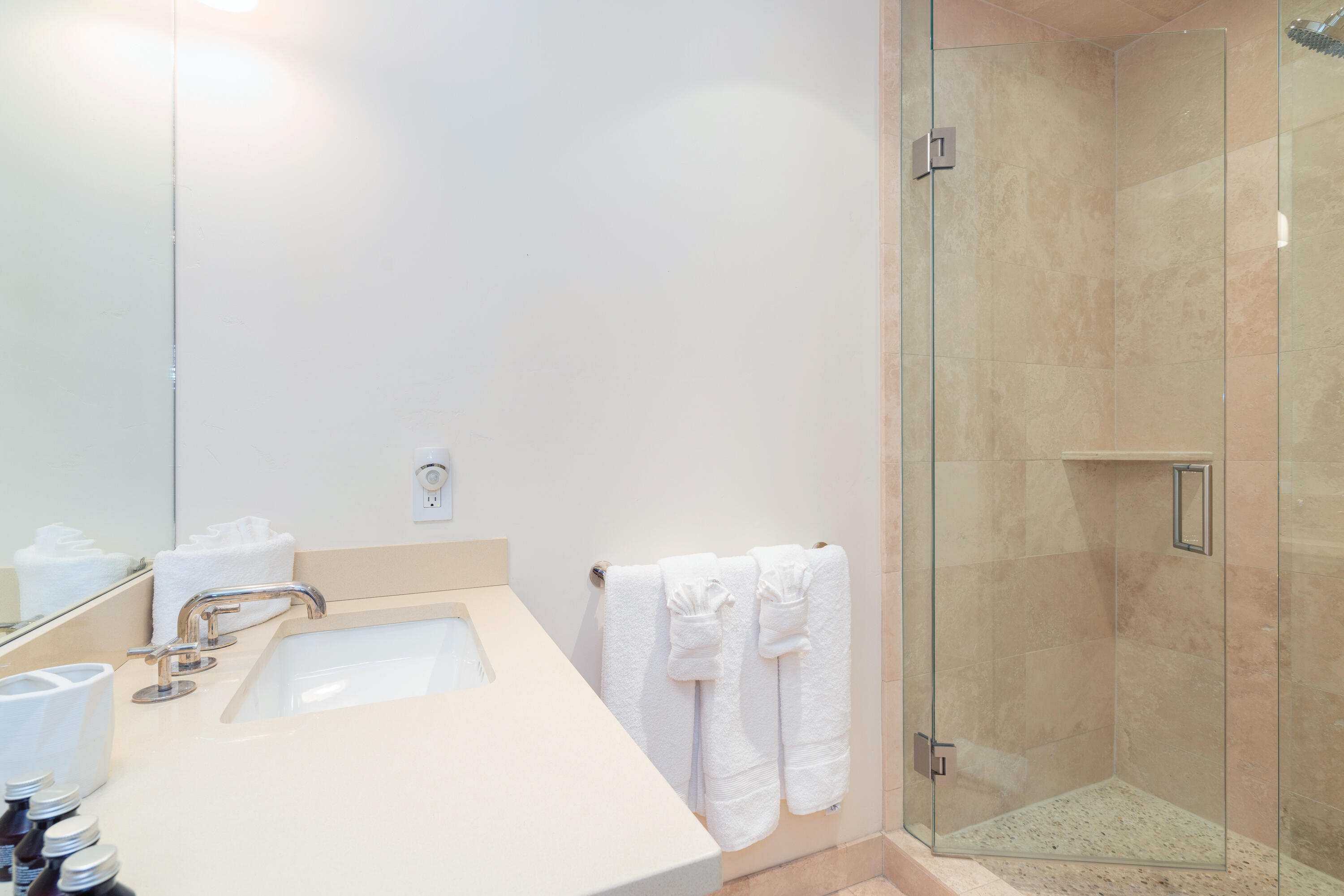 394 W Colorado Avenue