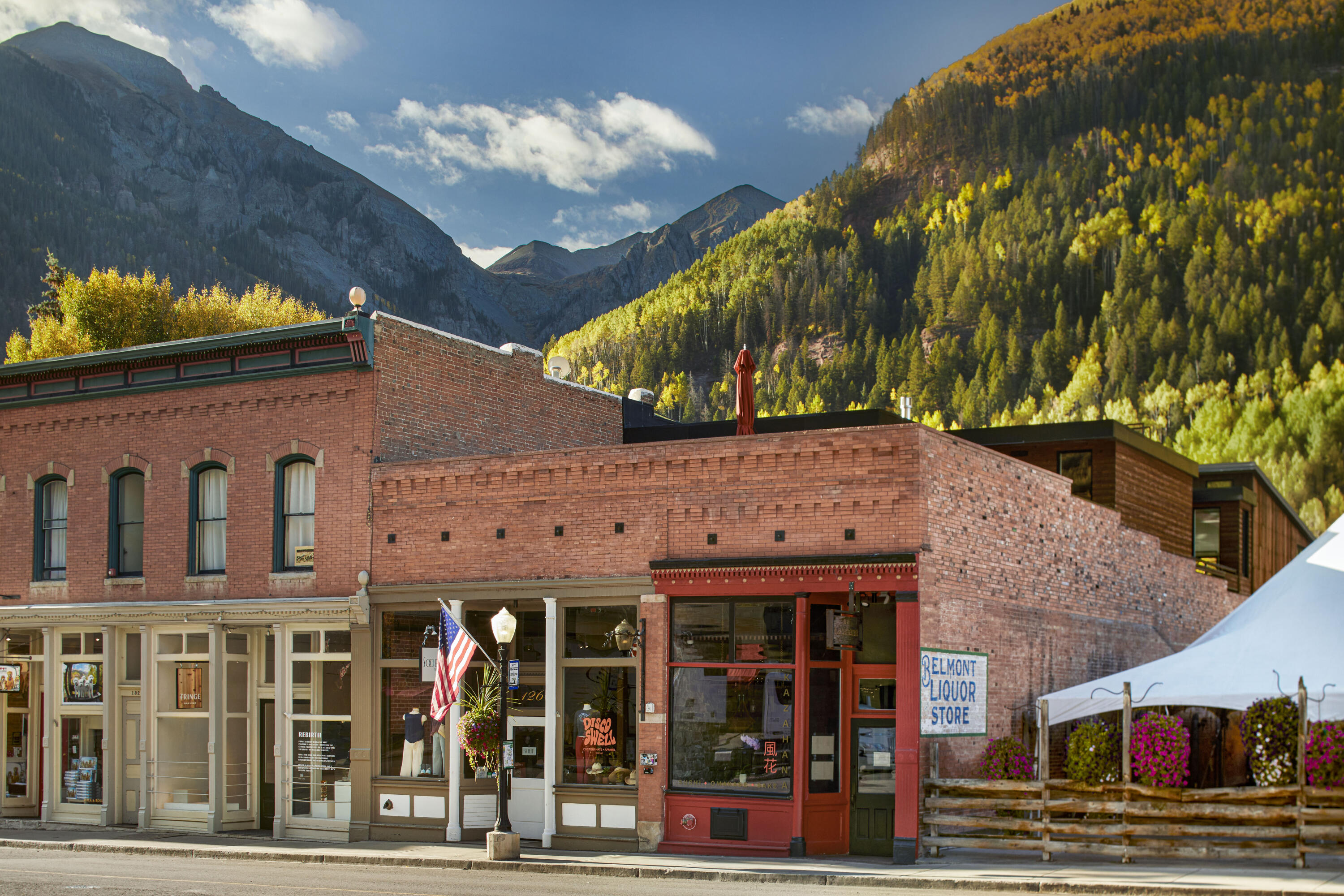 126 E Colorado Avenue