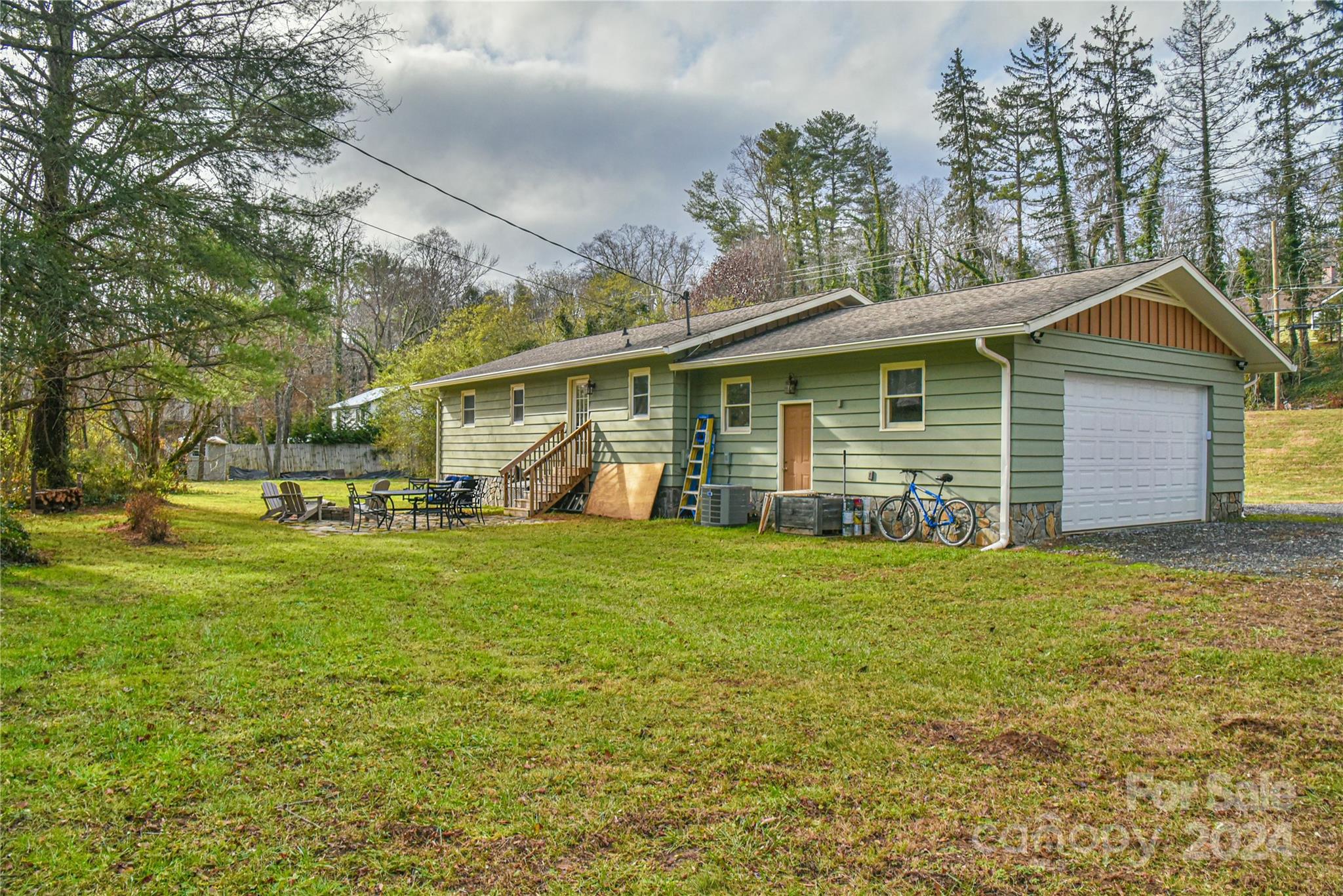 455 New Haw Creek Road