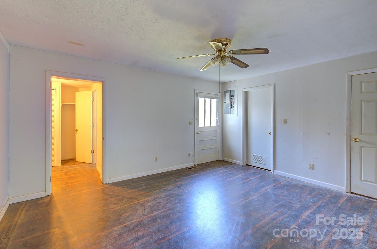 41/49 Twin Elm Knoll