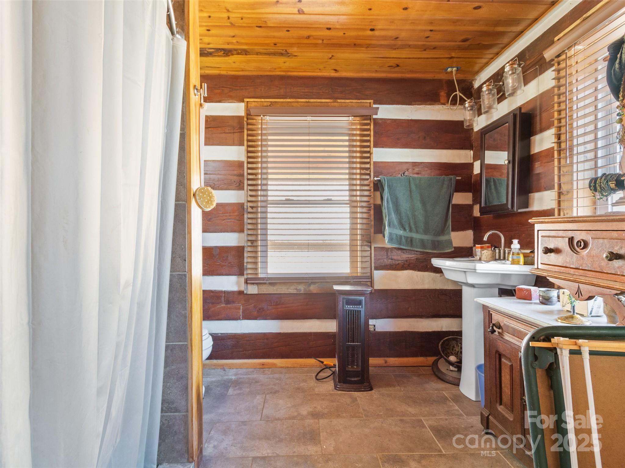 620 Hickory Springs Road