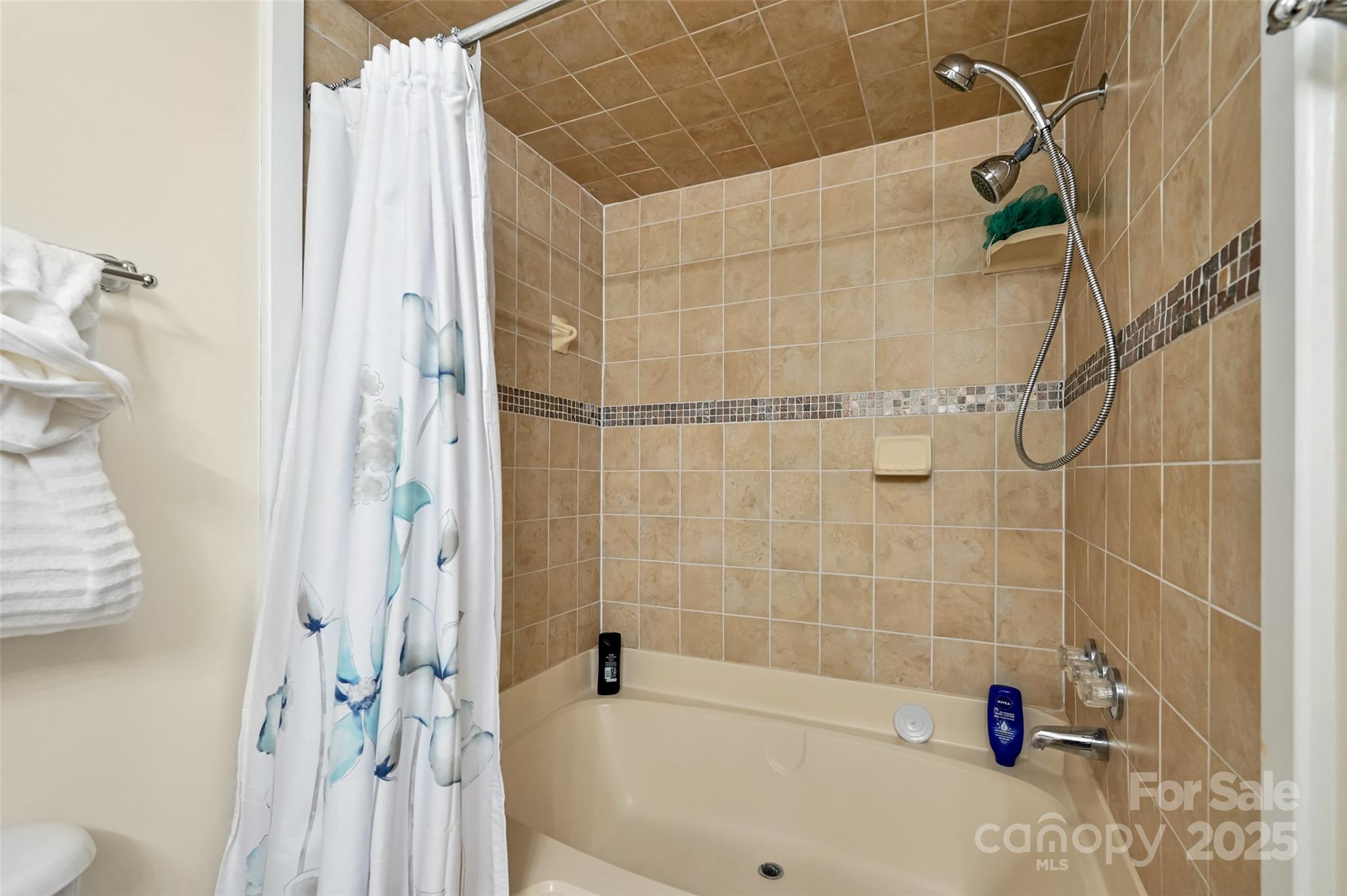 636 Roy Edwards Lane