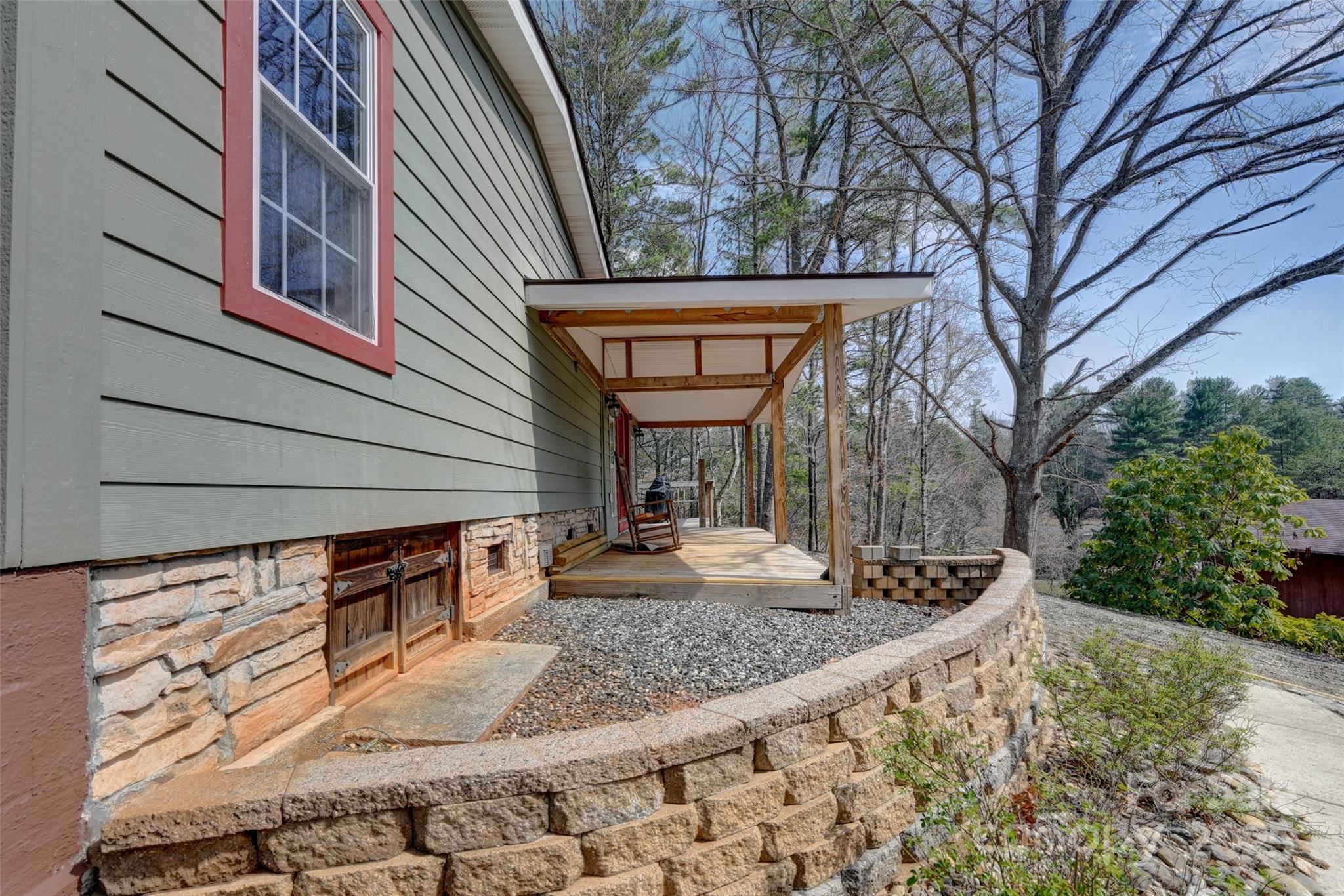 636 Roy Edwards Lane