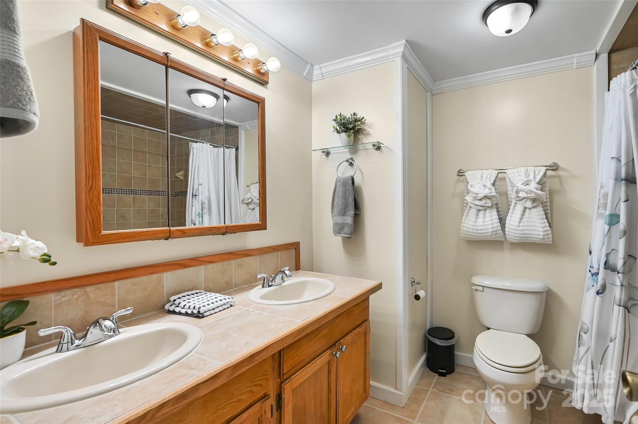 636 Roy Edwards Lane