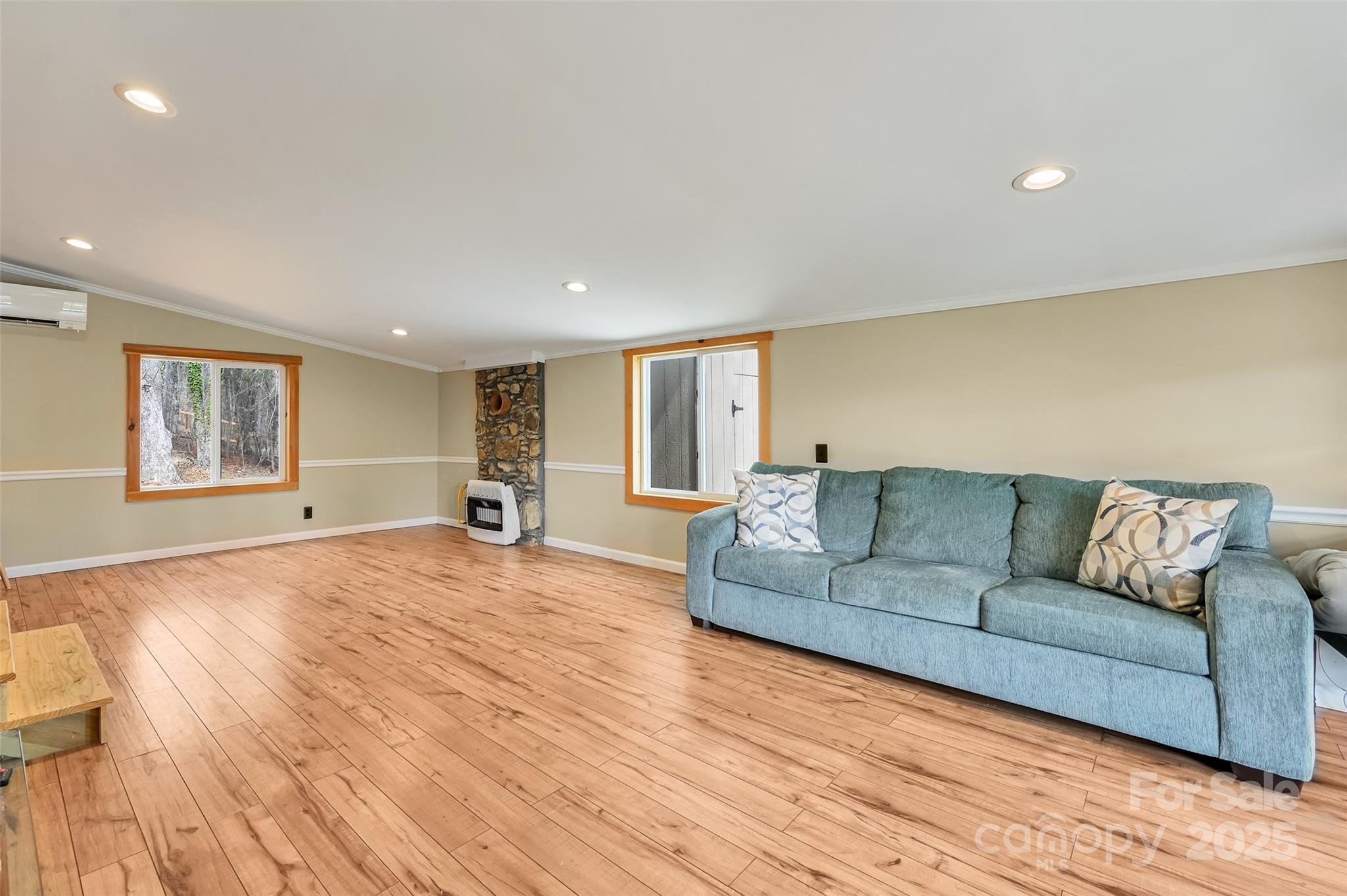 636 Roy Edwards Lane