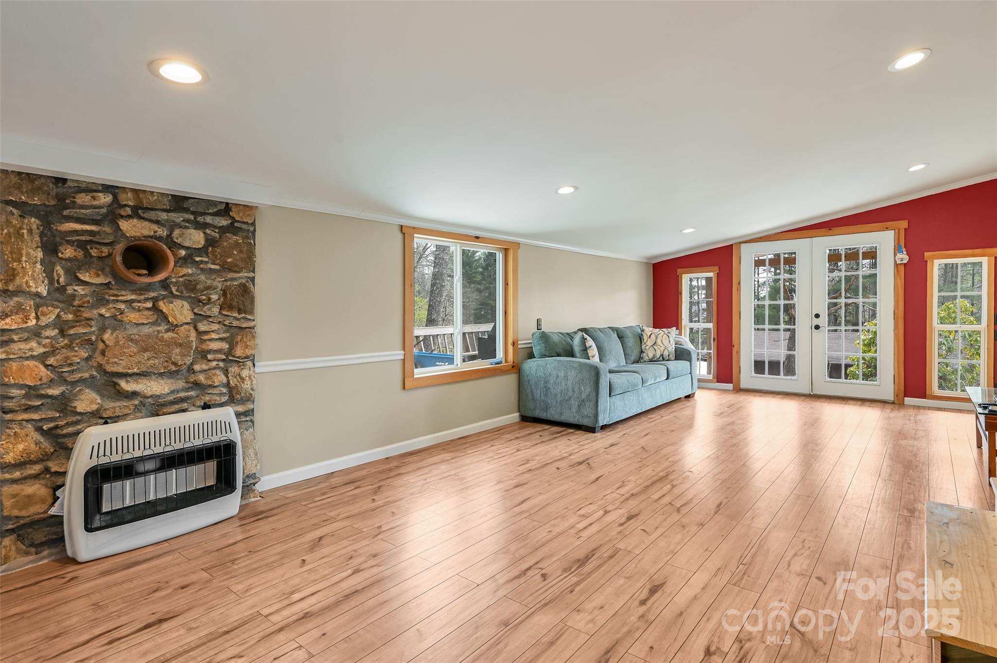 636 Roy Edwards Lane