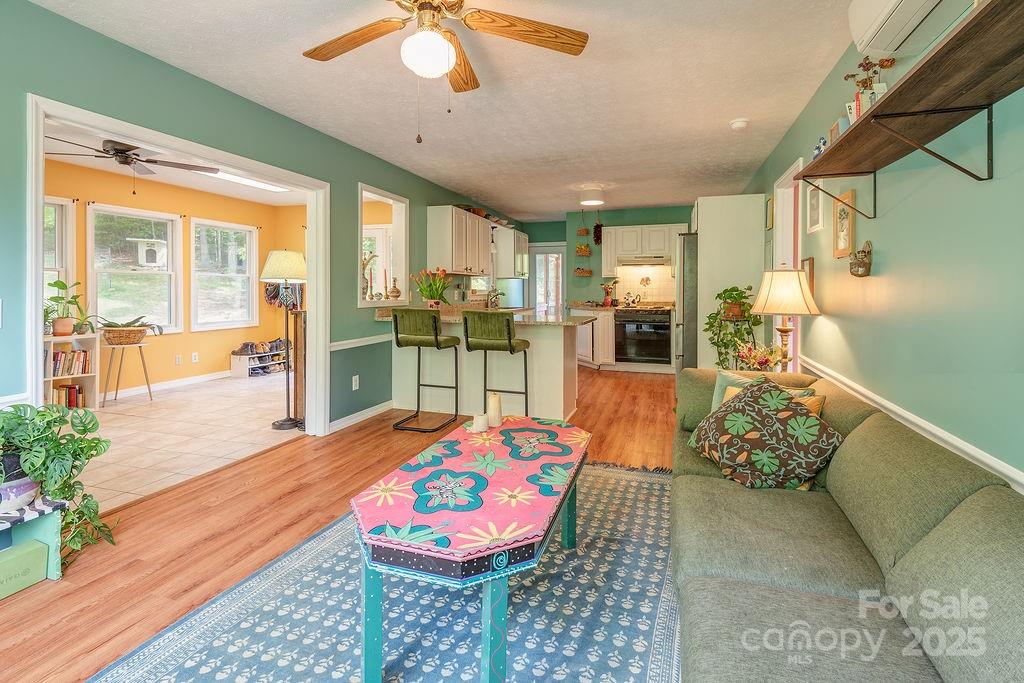 124 Beaverdam Loop Road