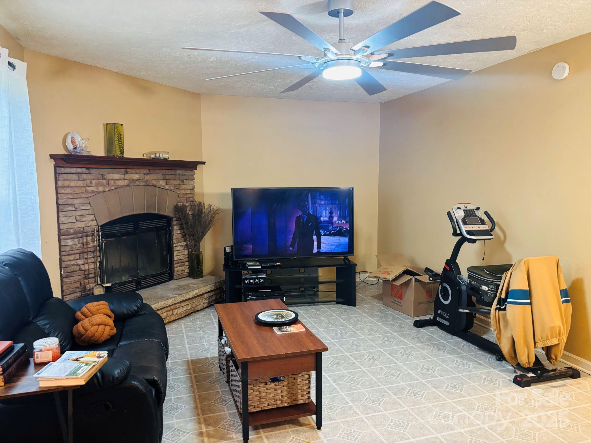 16 English Oaks Drive