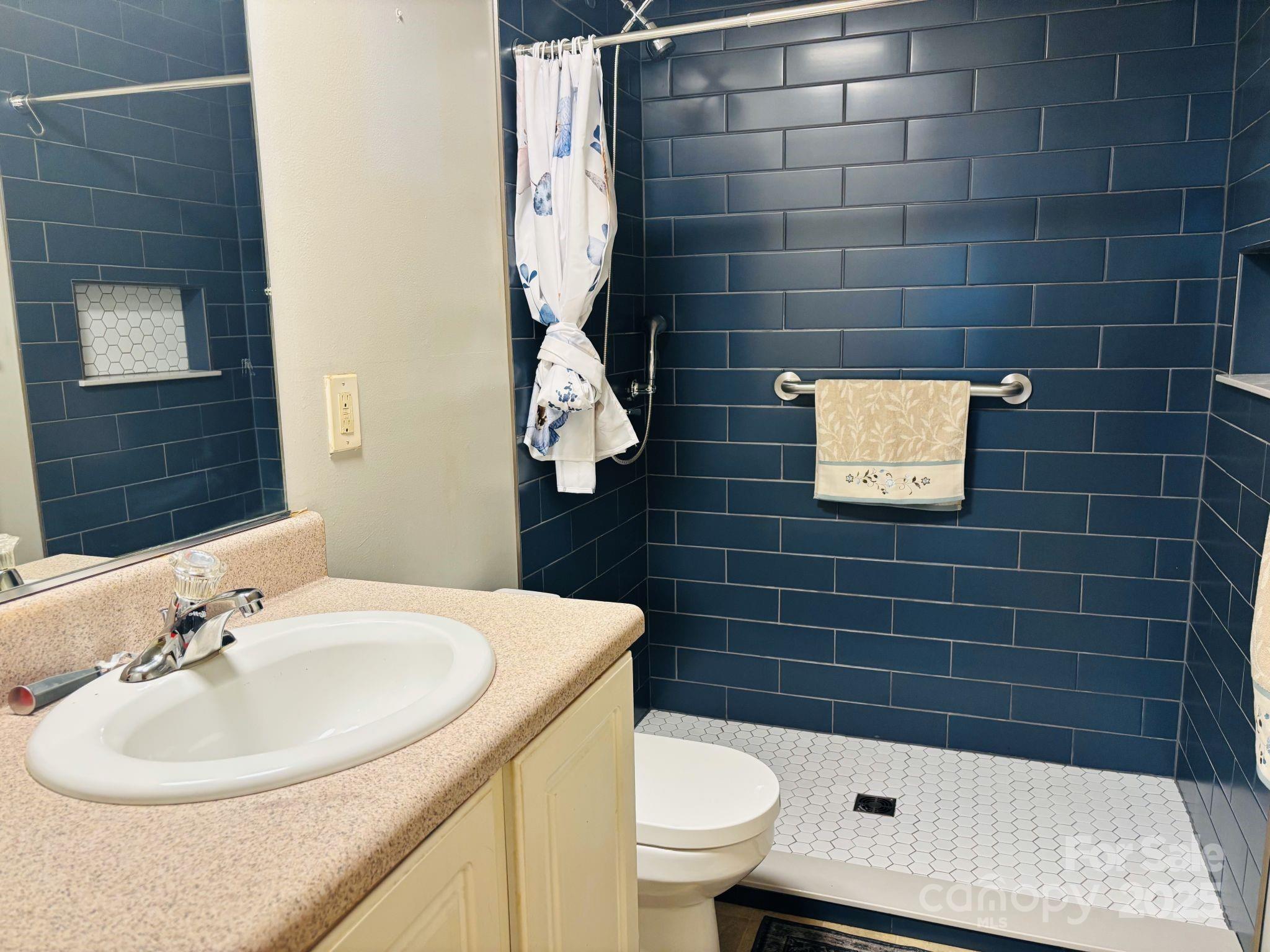 16 English Oaks Drive