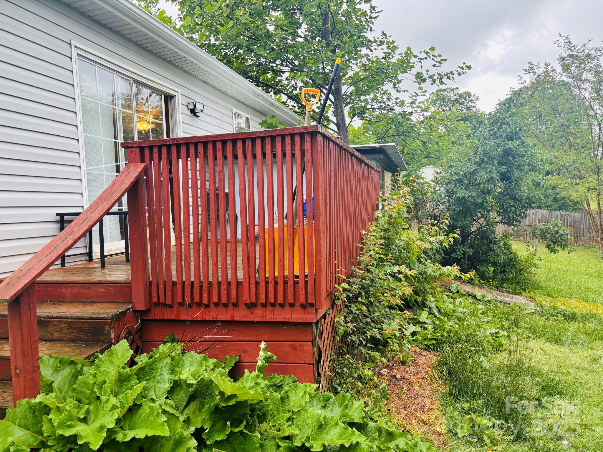 16 English Oaks Drive