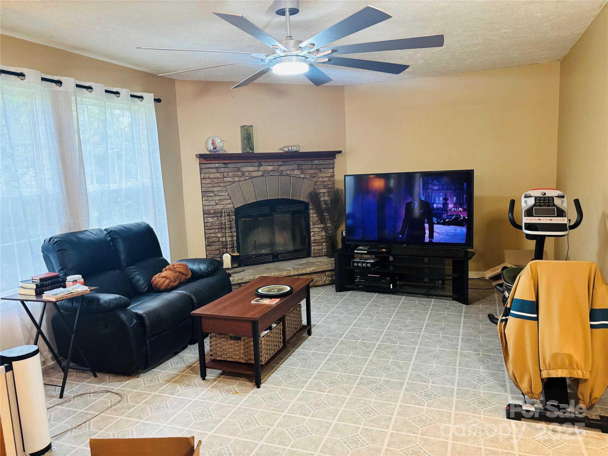 16 English Oaks Drive