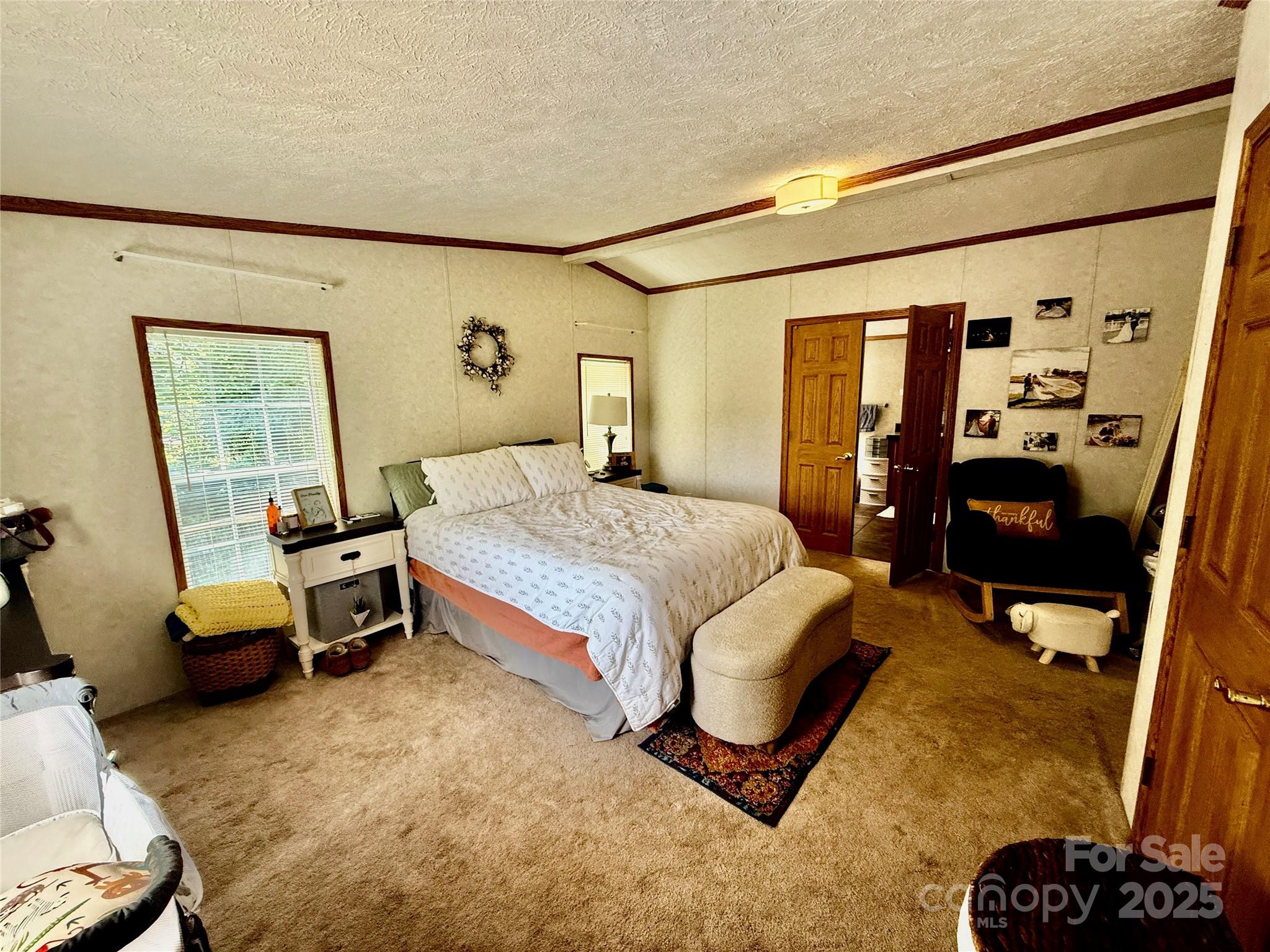 9 Henry White Lane