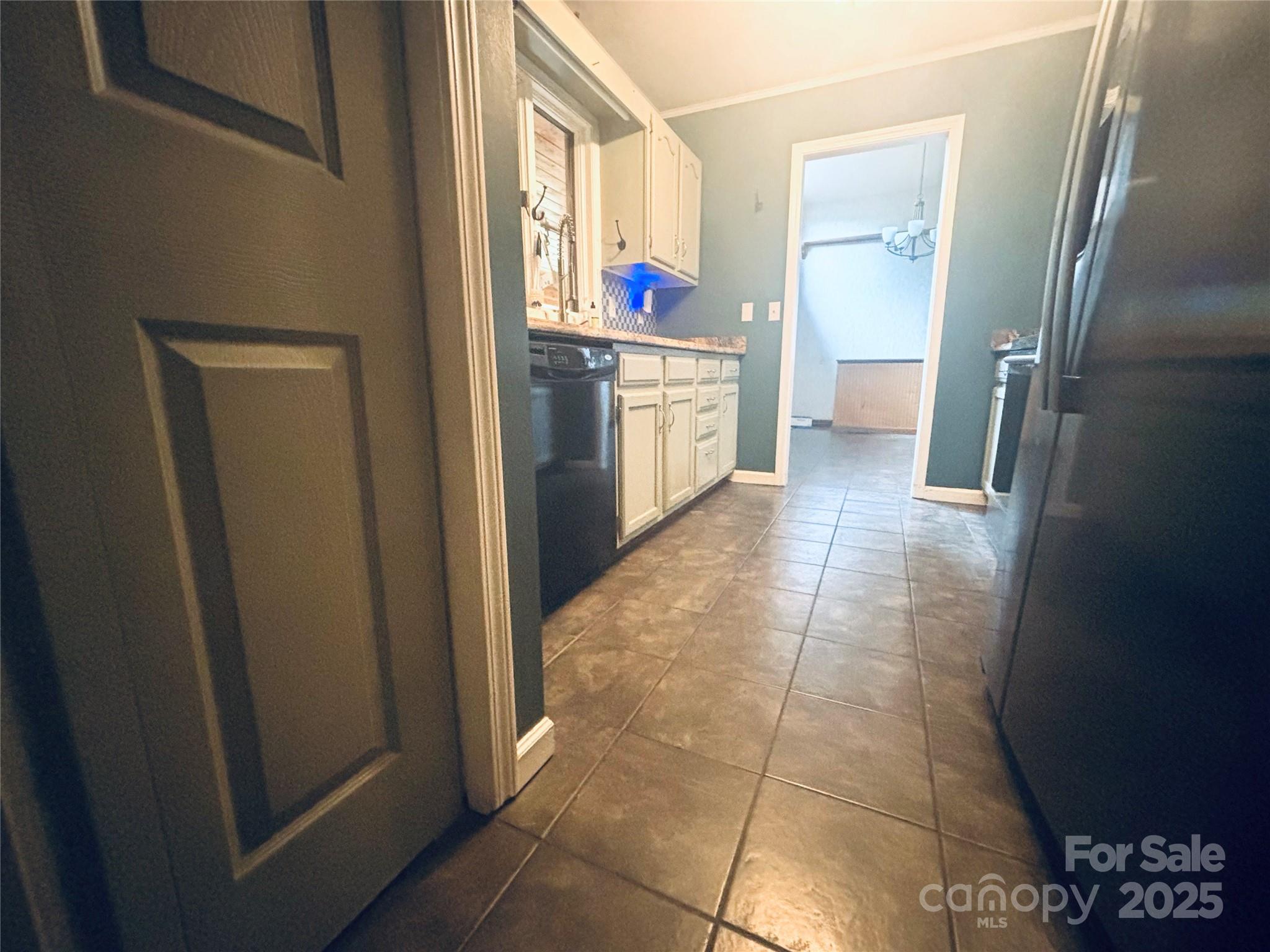 121 Rockwood Drive