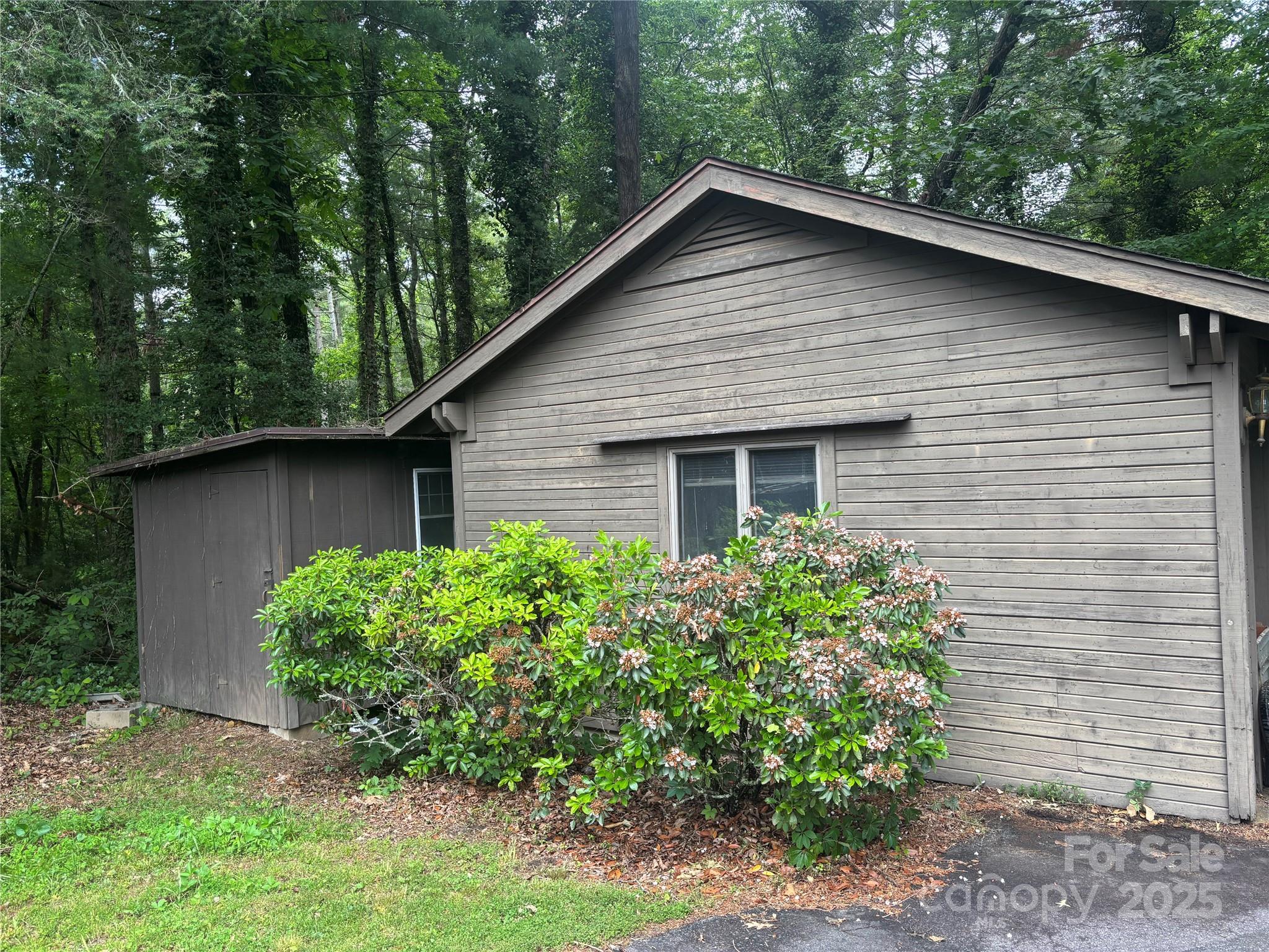 121 Rockwood Drive