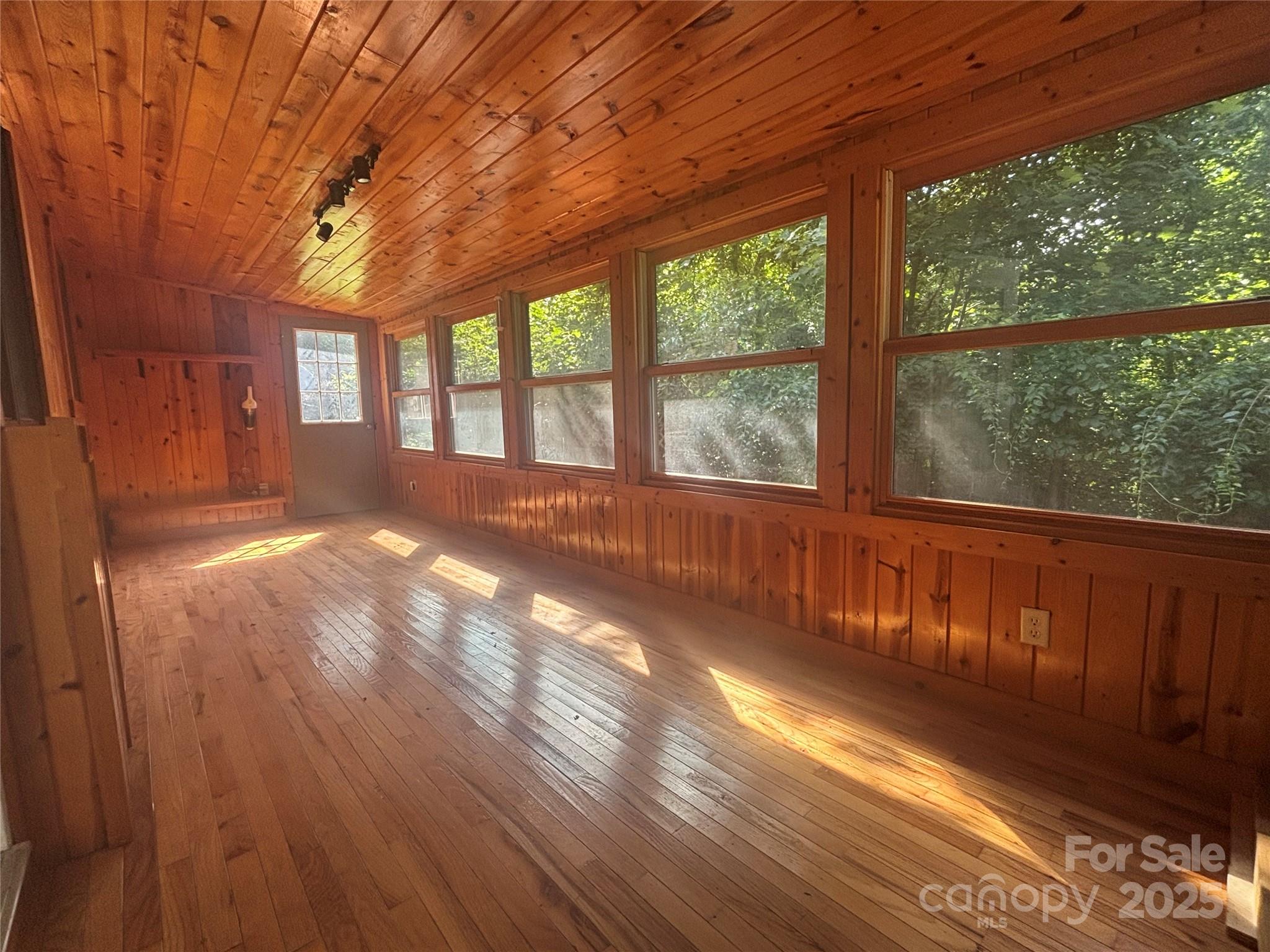 121 Rockwood Drive