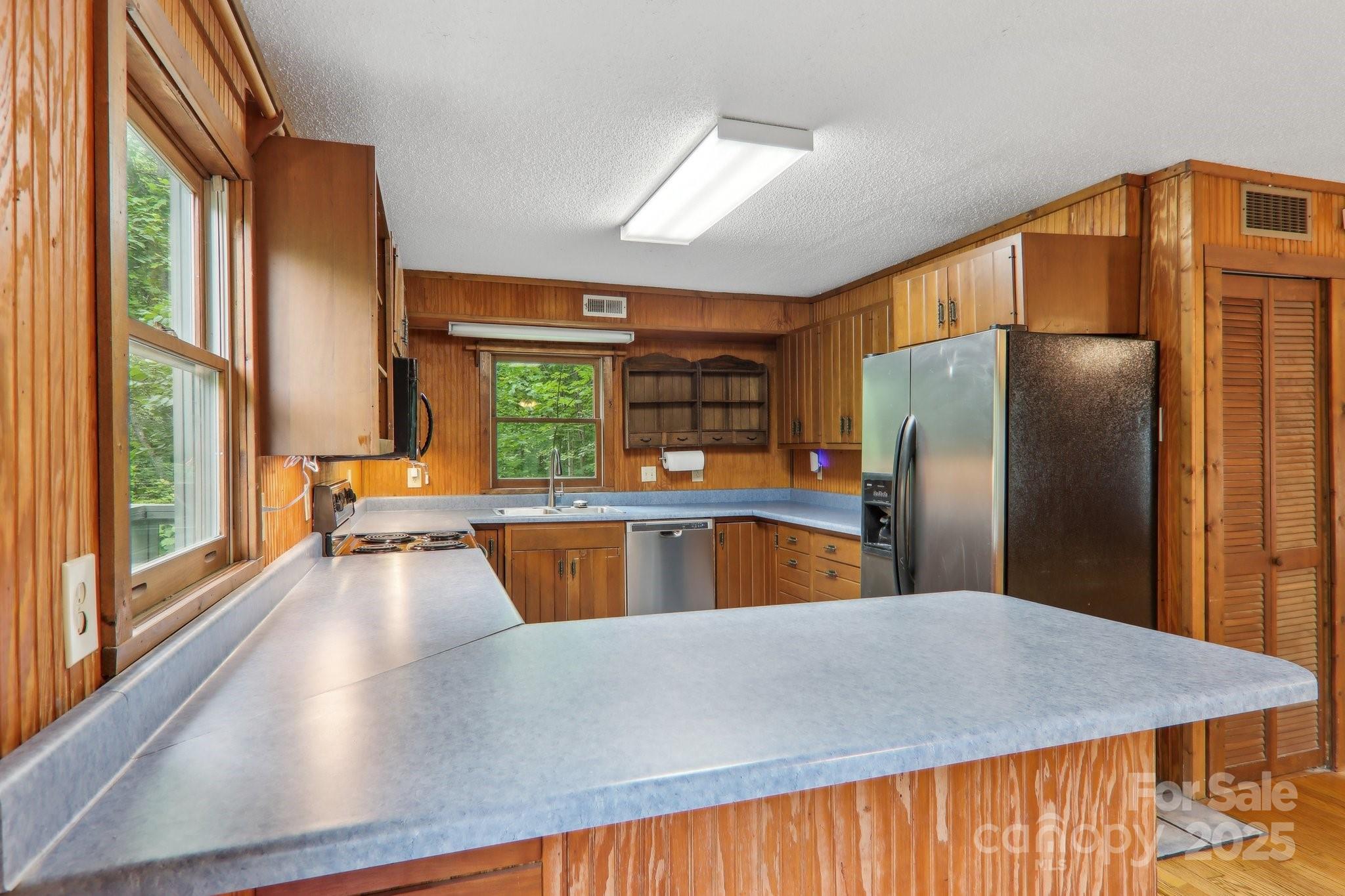 685 Freeman Creek Road