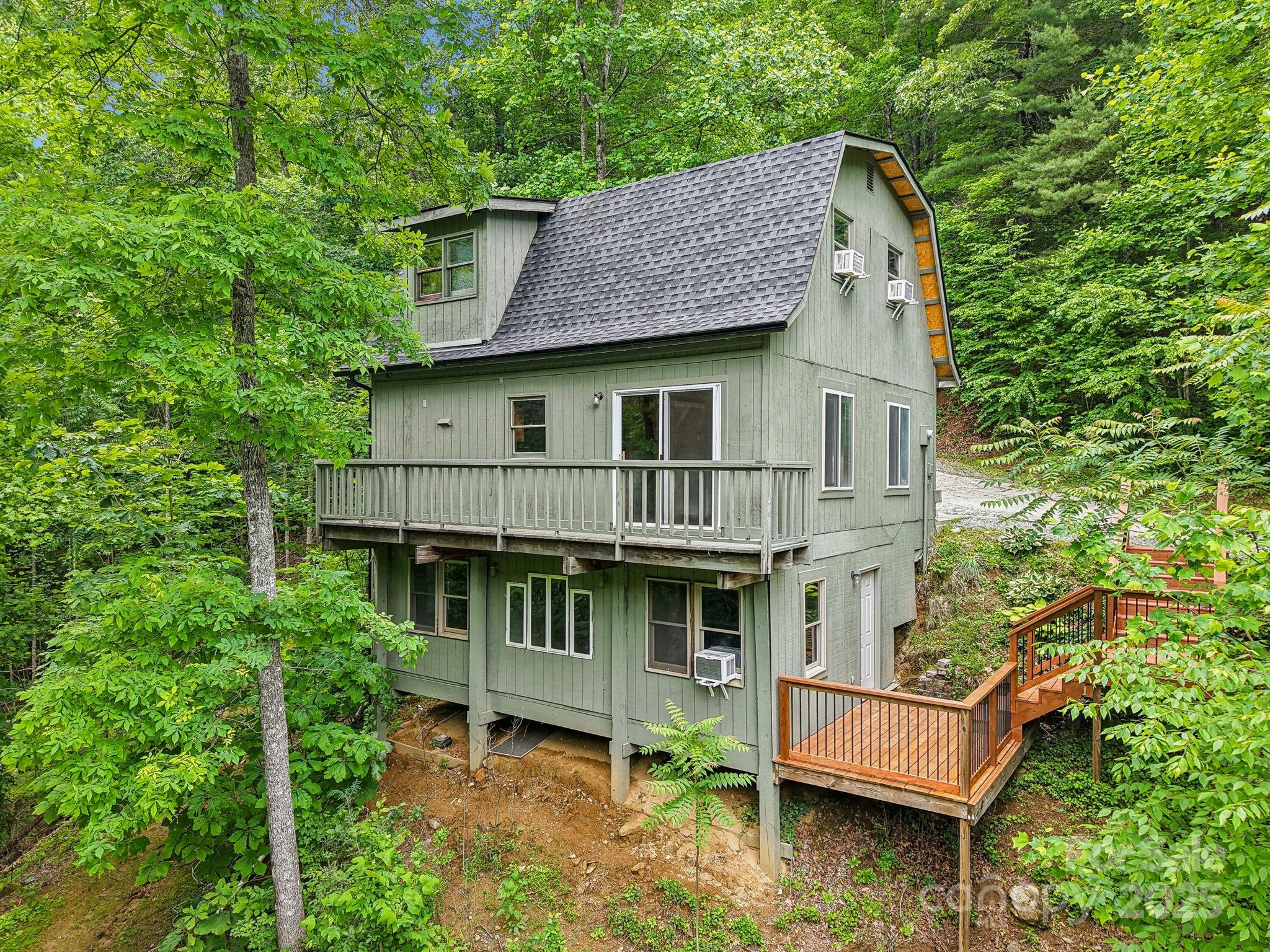 685 Freeman Creek Road