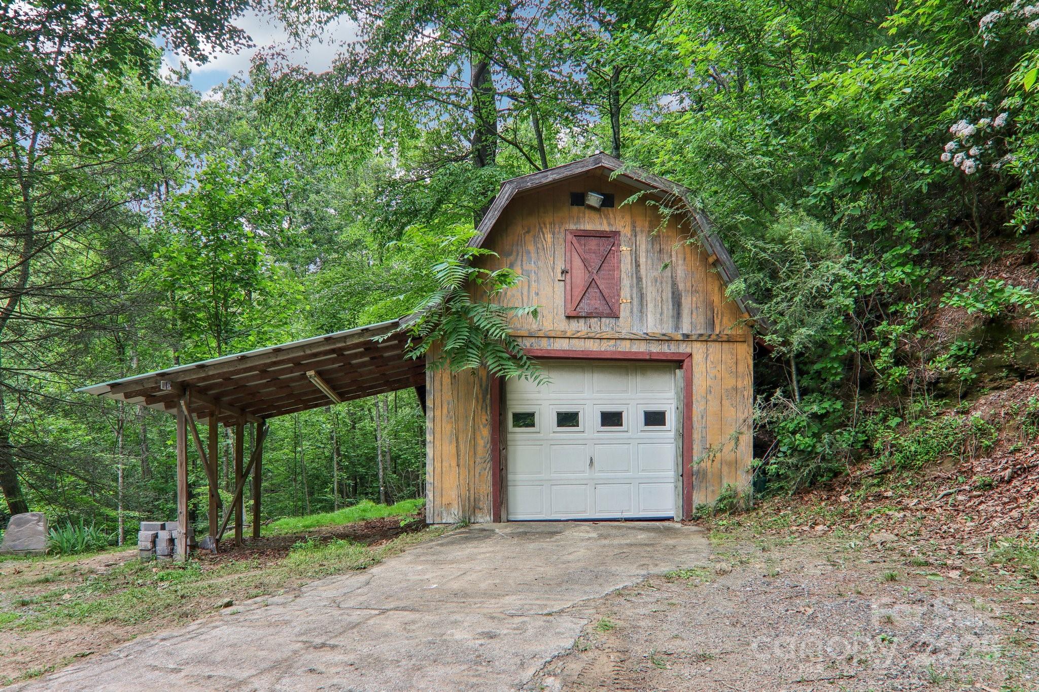 685 Freeman Creek Road