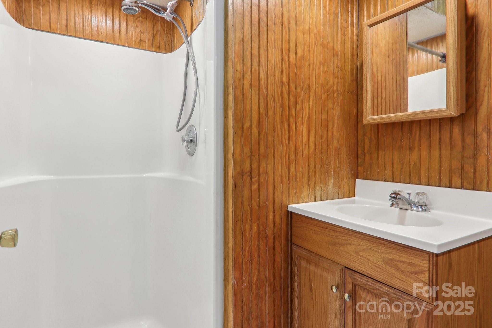 685 Freeman Creek Road