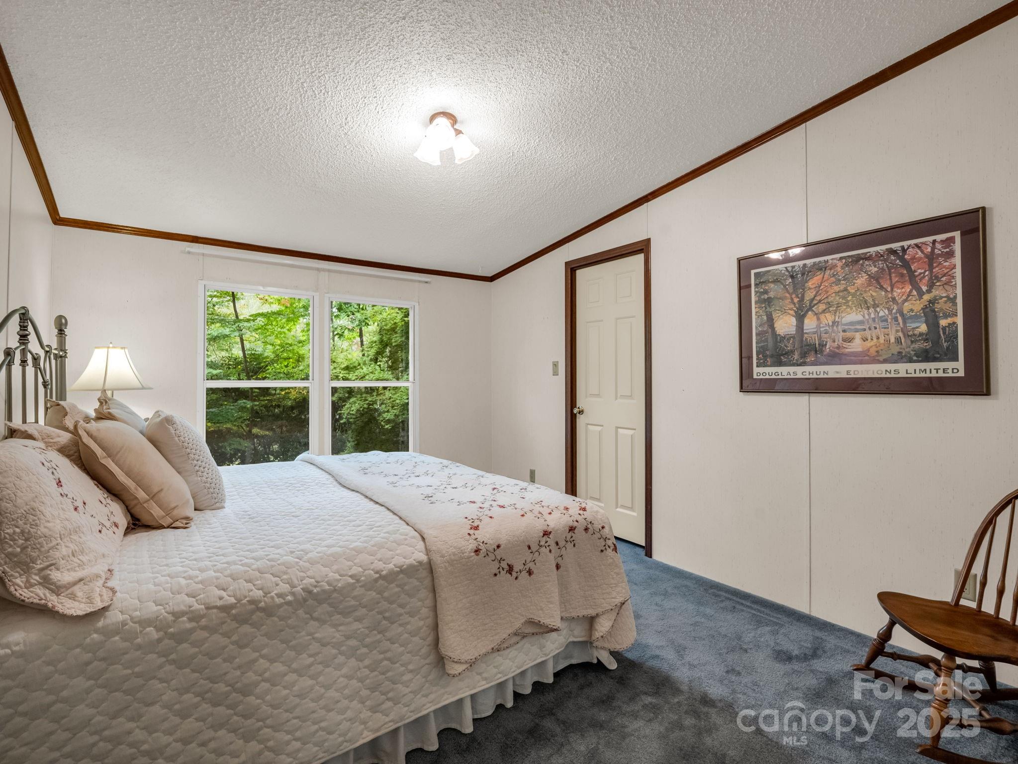 10 Greenwood Acres Drive