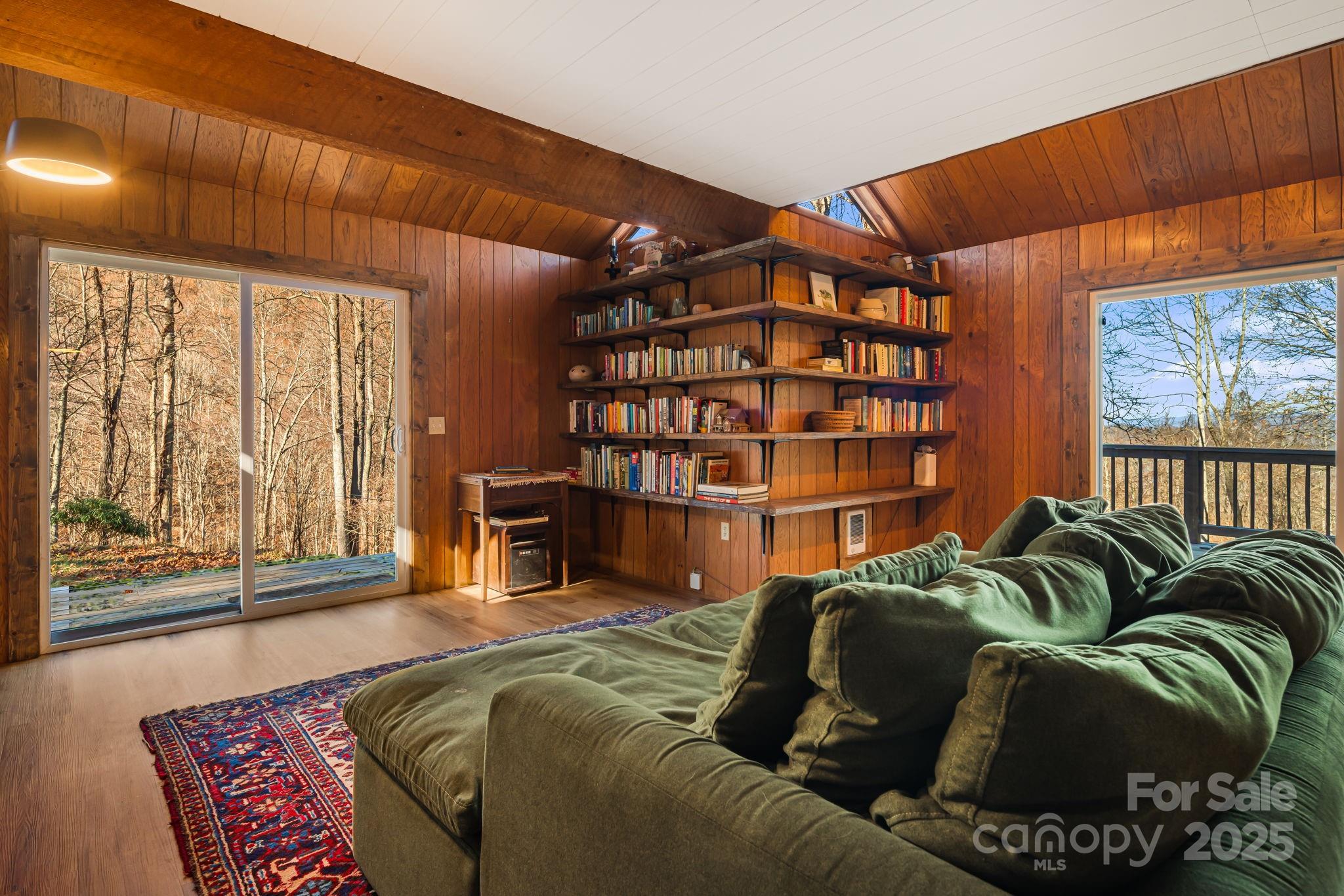 1877 Secluded Valley Road