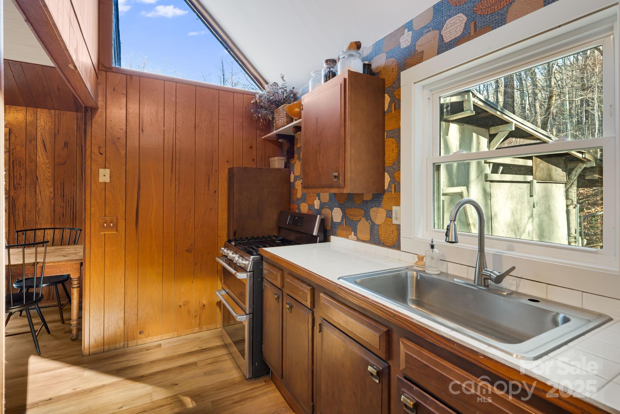 1877 Secluded Valley Road