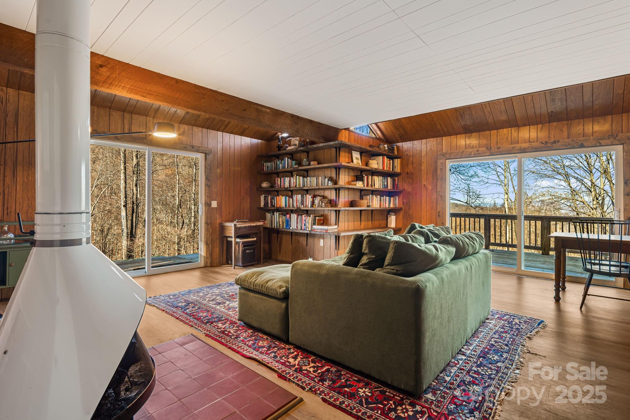 1877 Secluded Valley Road