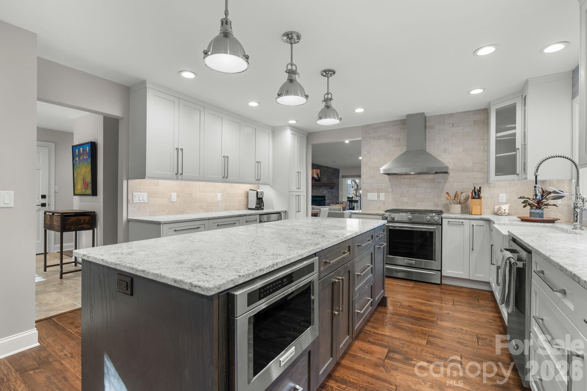 3302 Timber Trail