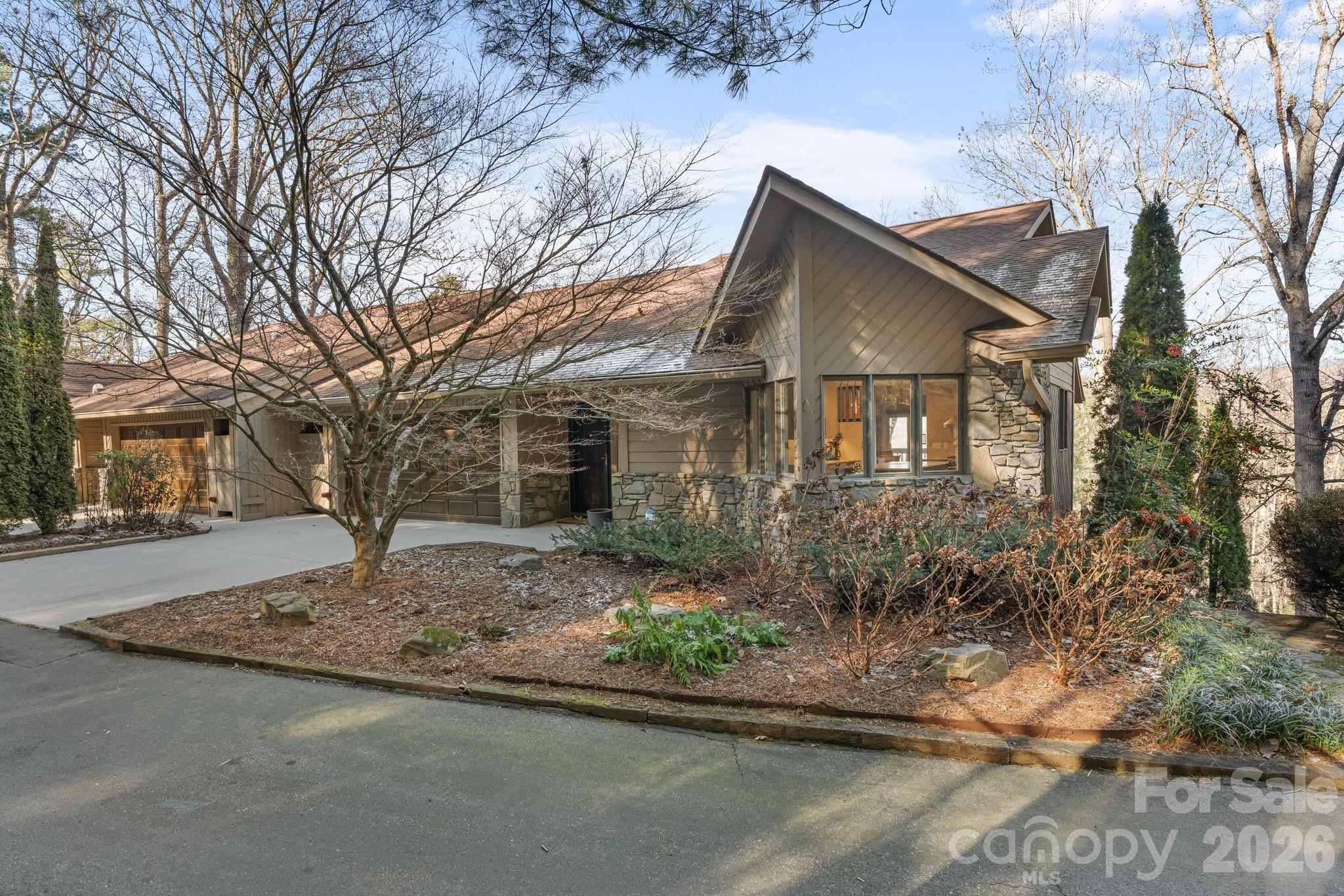 3302 Timber Trail