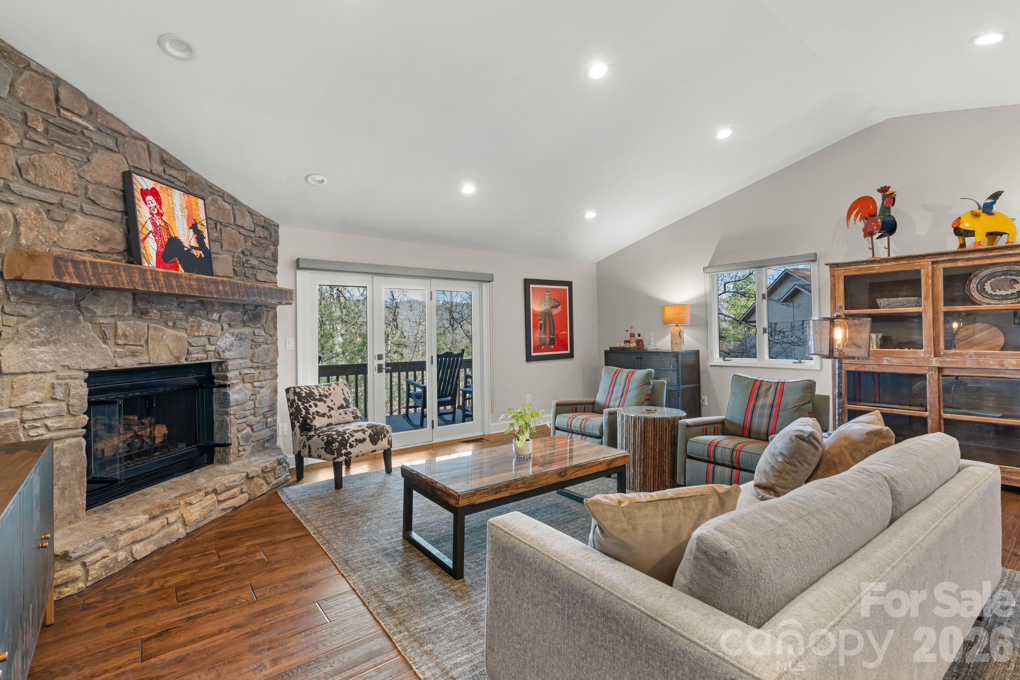 3302 Timber Trail