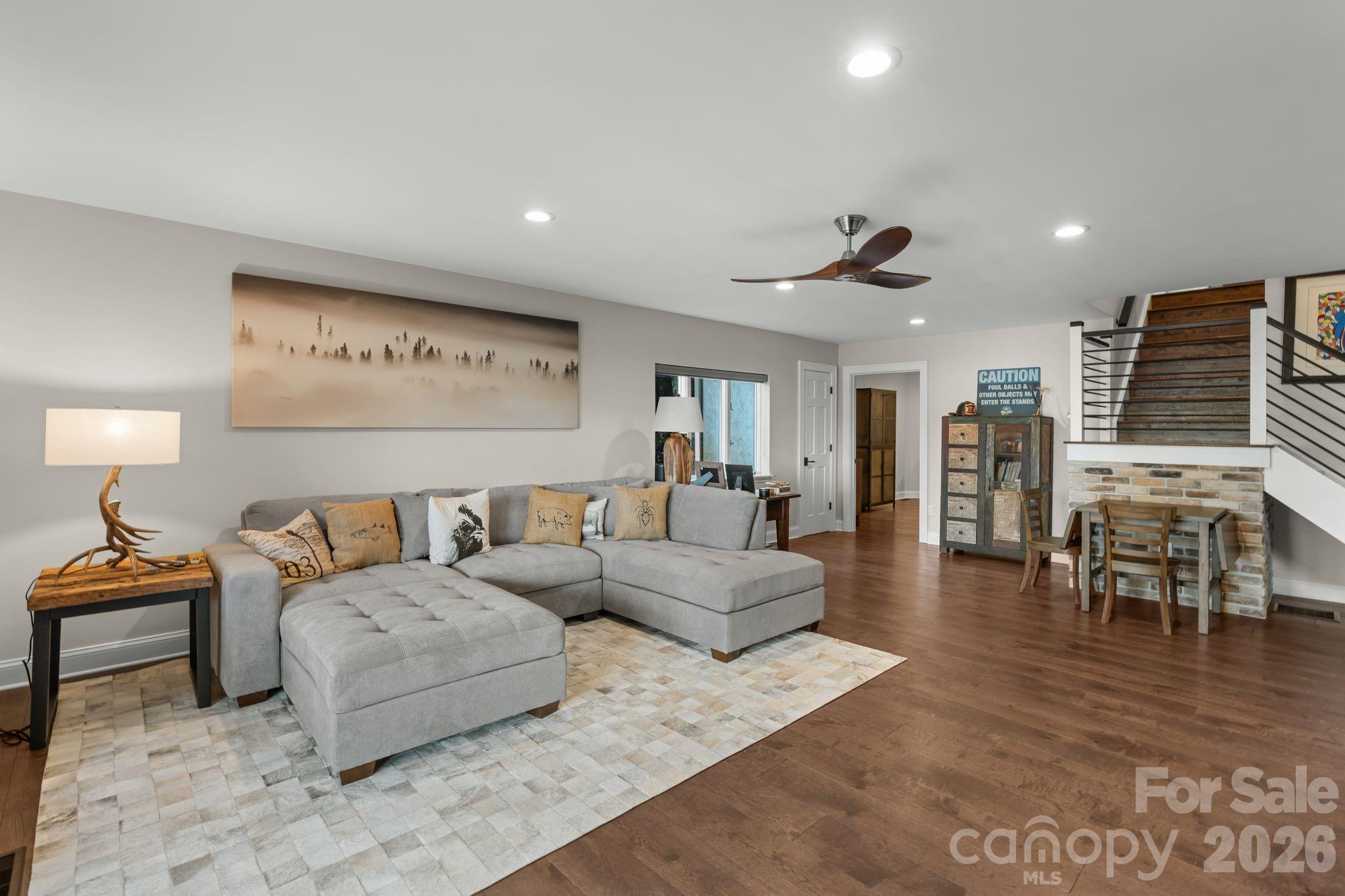 3302 Timber Trail