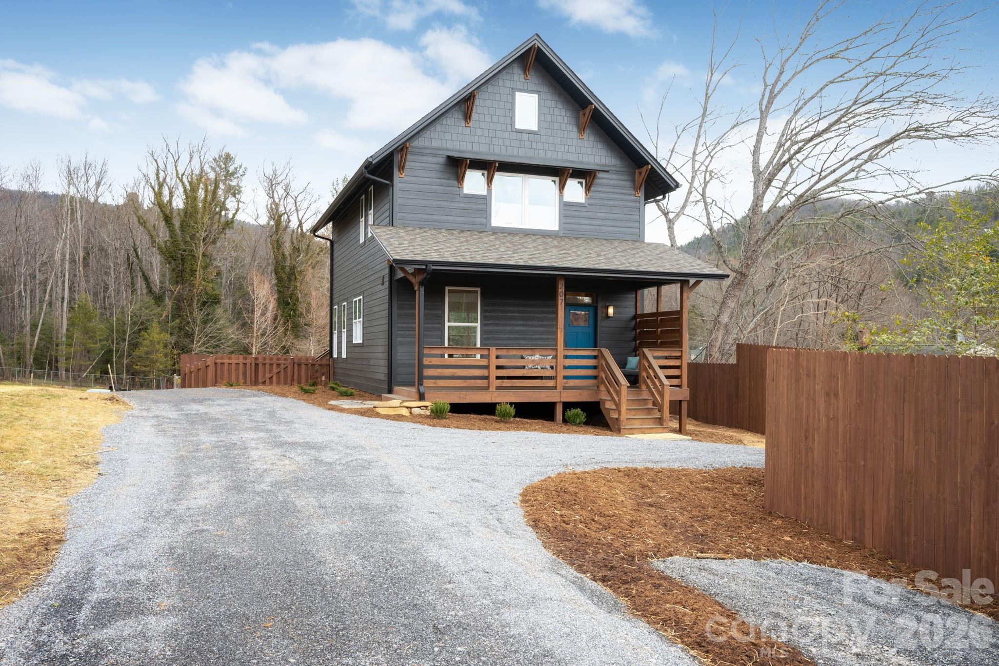 207 Ferrell Lane