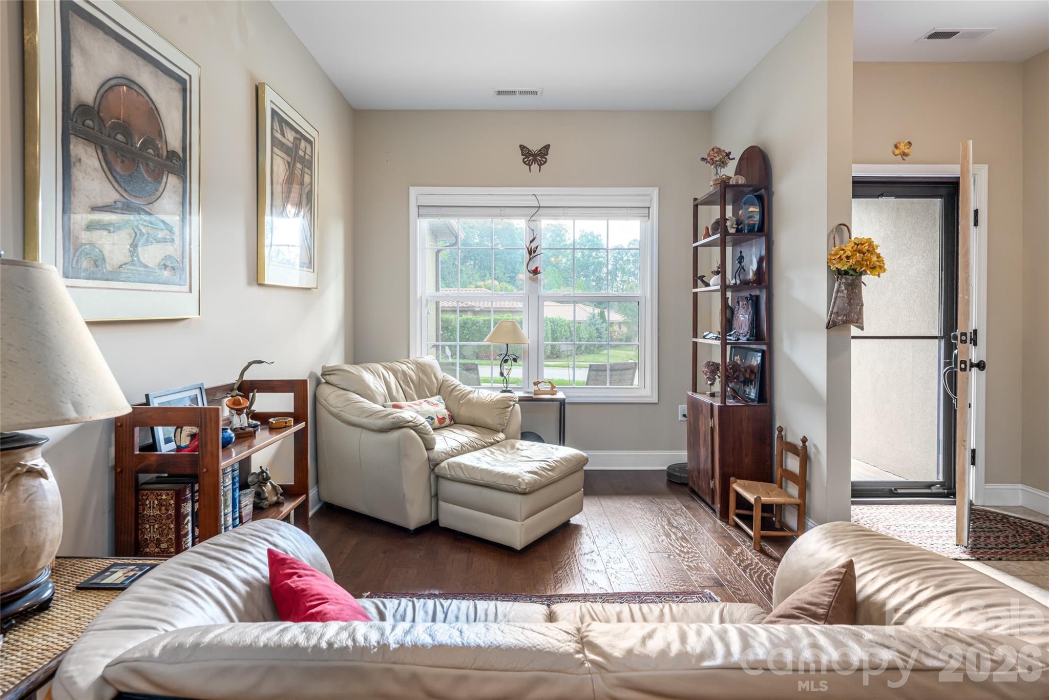 5 Pacifico Drive