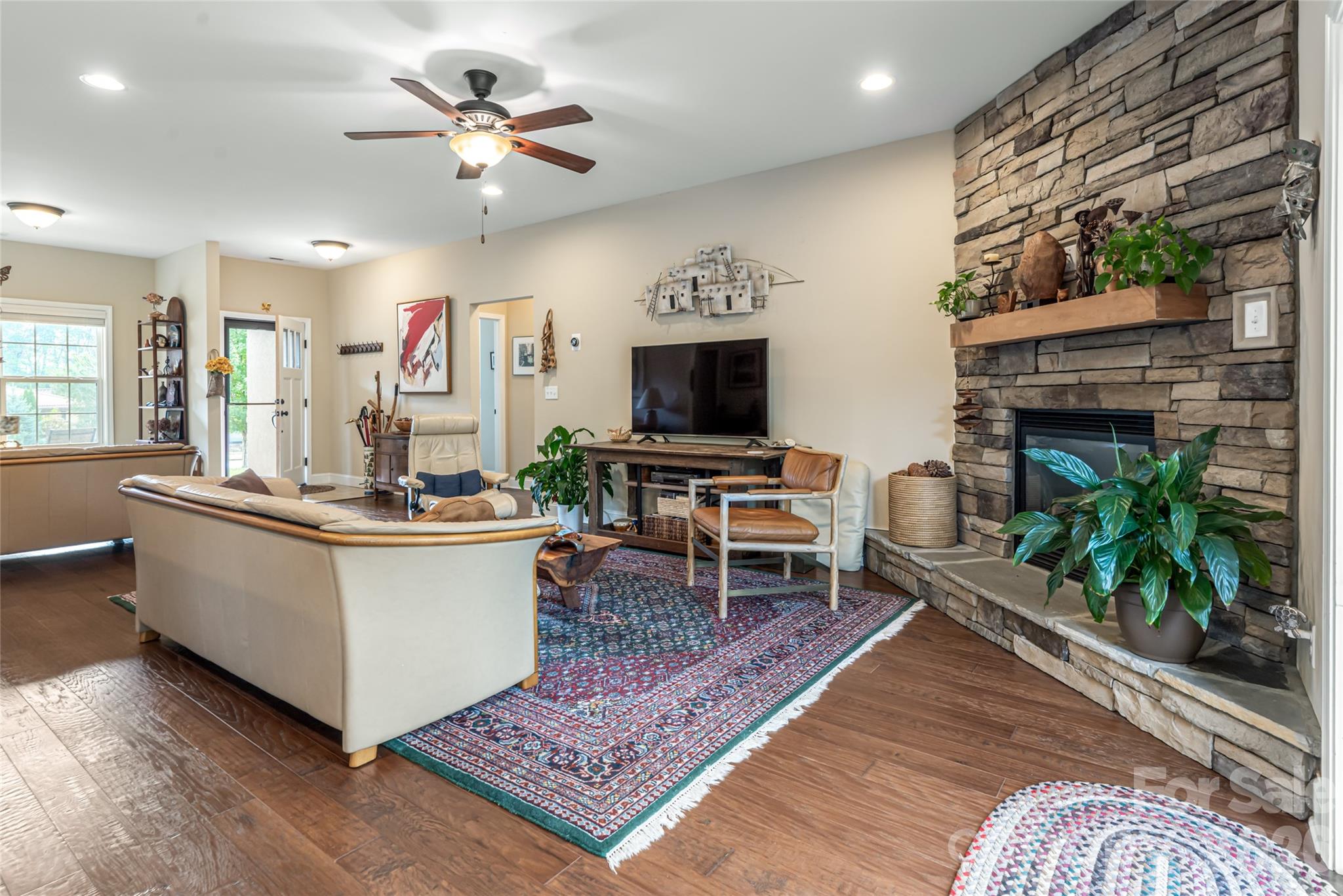 5 Pacifico Drive