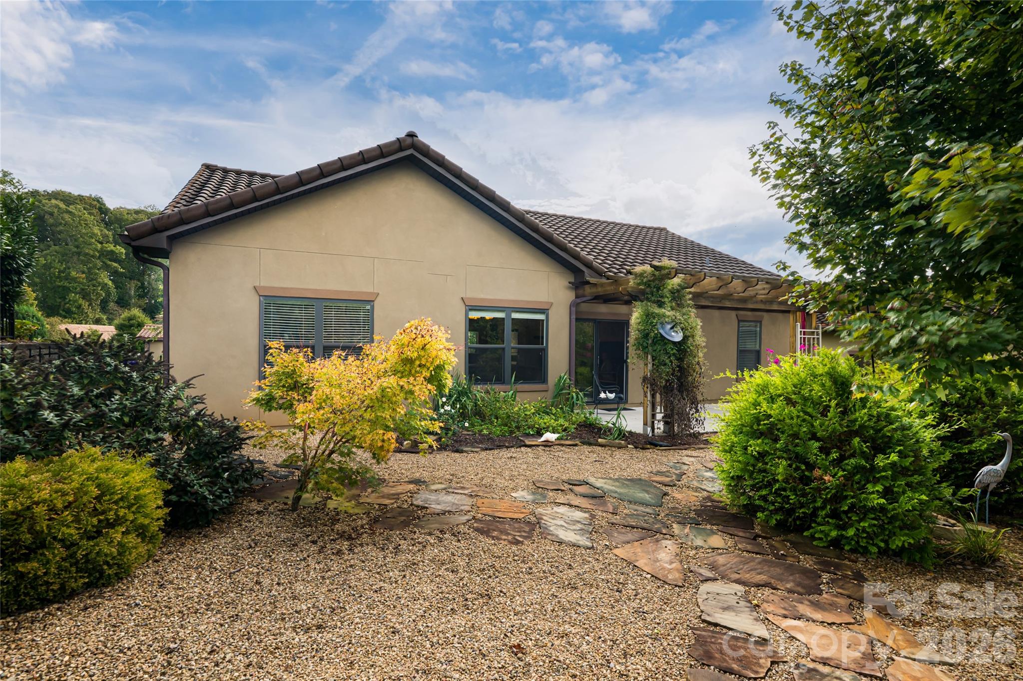 5 Pacifico Drive