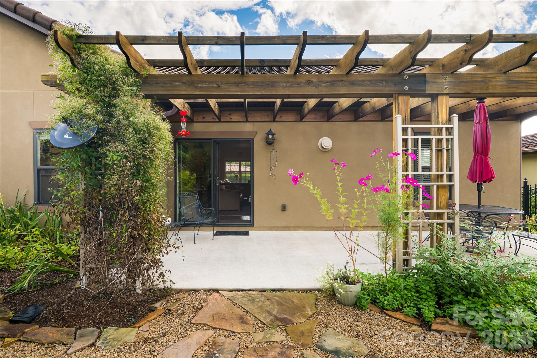 5 Pacifico Drive